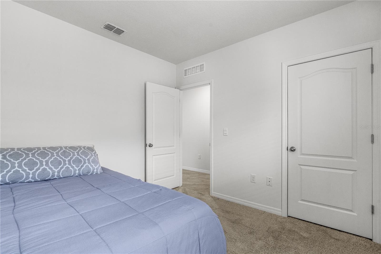1745 BENT BRANCH AVENUE — photo 9 of 38