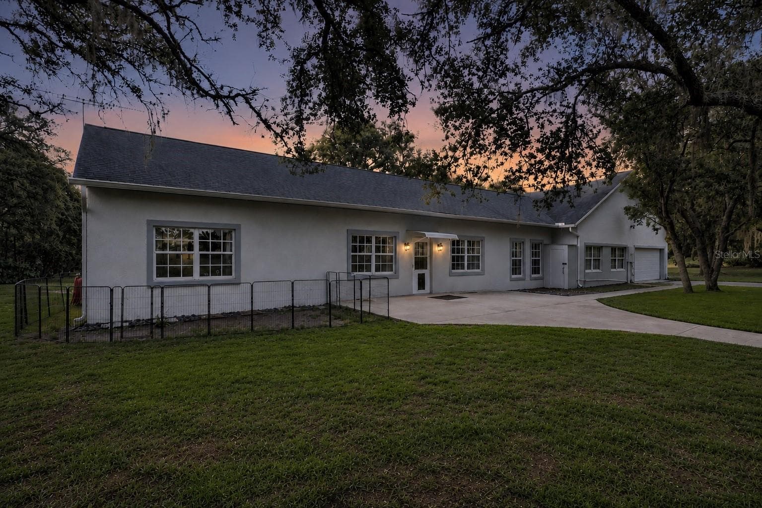9738 TOWER PINE DRIVE — photo 2 of 55