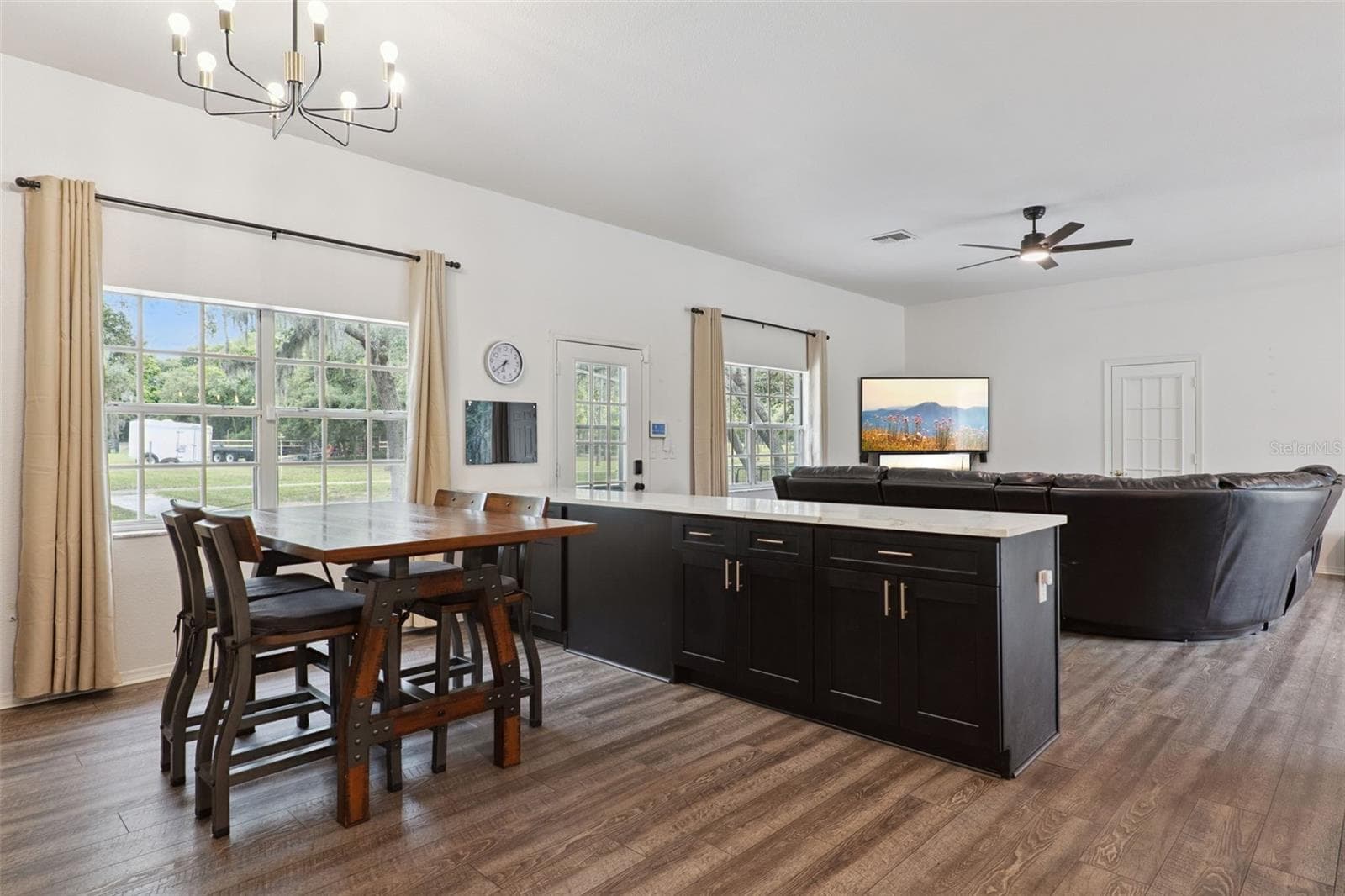 9738 TOWER PINE DRIVE — photo 10 of 55