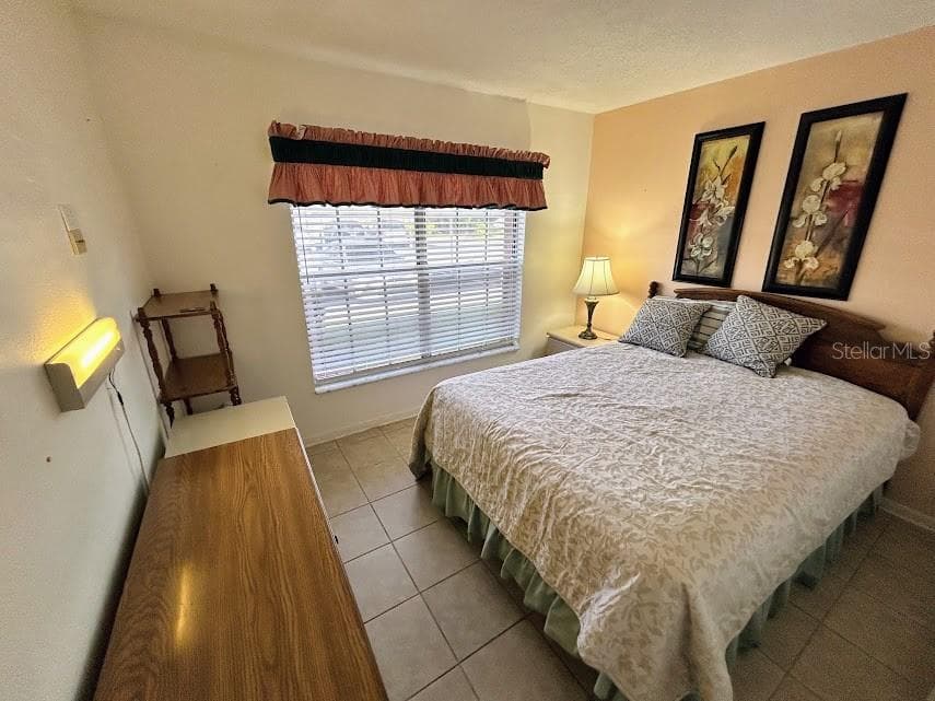 4916 SUNNYBROOK DRIVE — photo 23 of 50