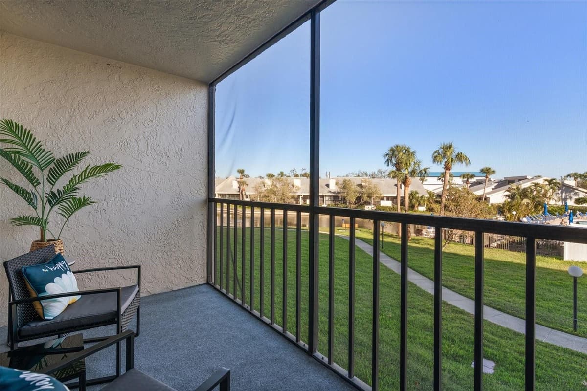 1324 PASADENA AVENUE — photo 22 of 36