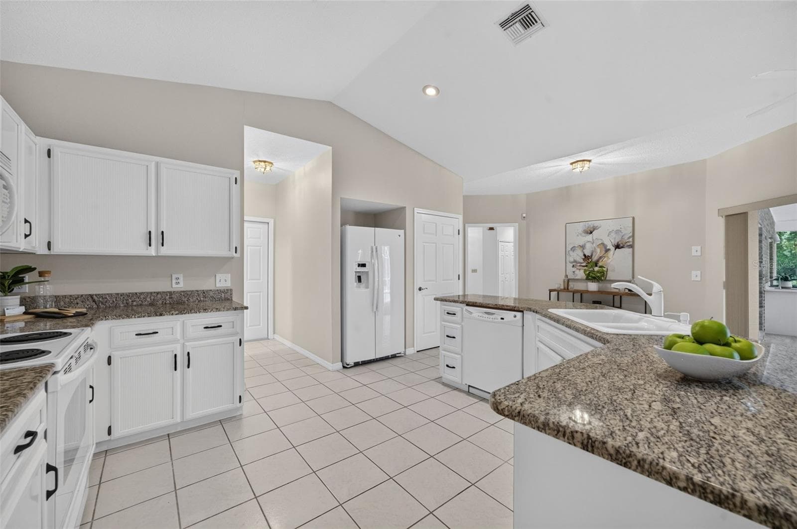 1303 ACRES DRIVE — photo 9 of 27