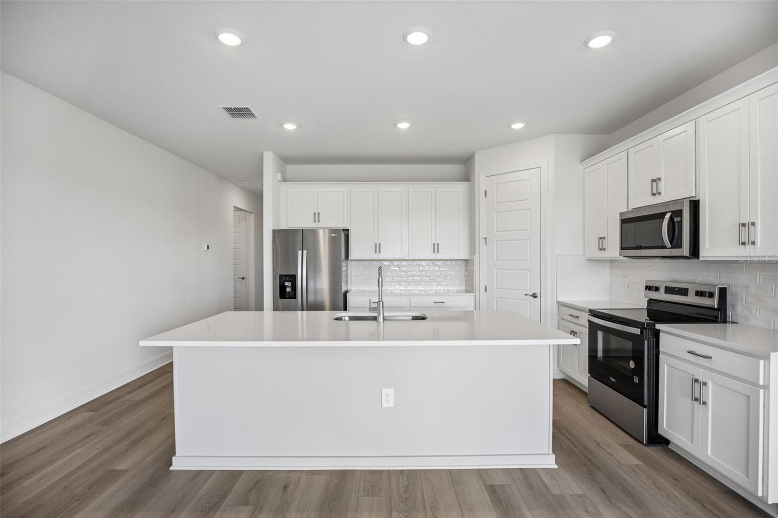 16507 SETTLERS WAY — photo 6 of 45