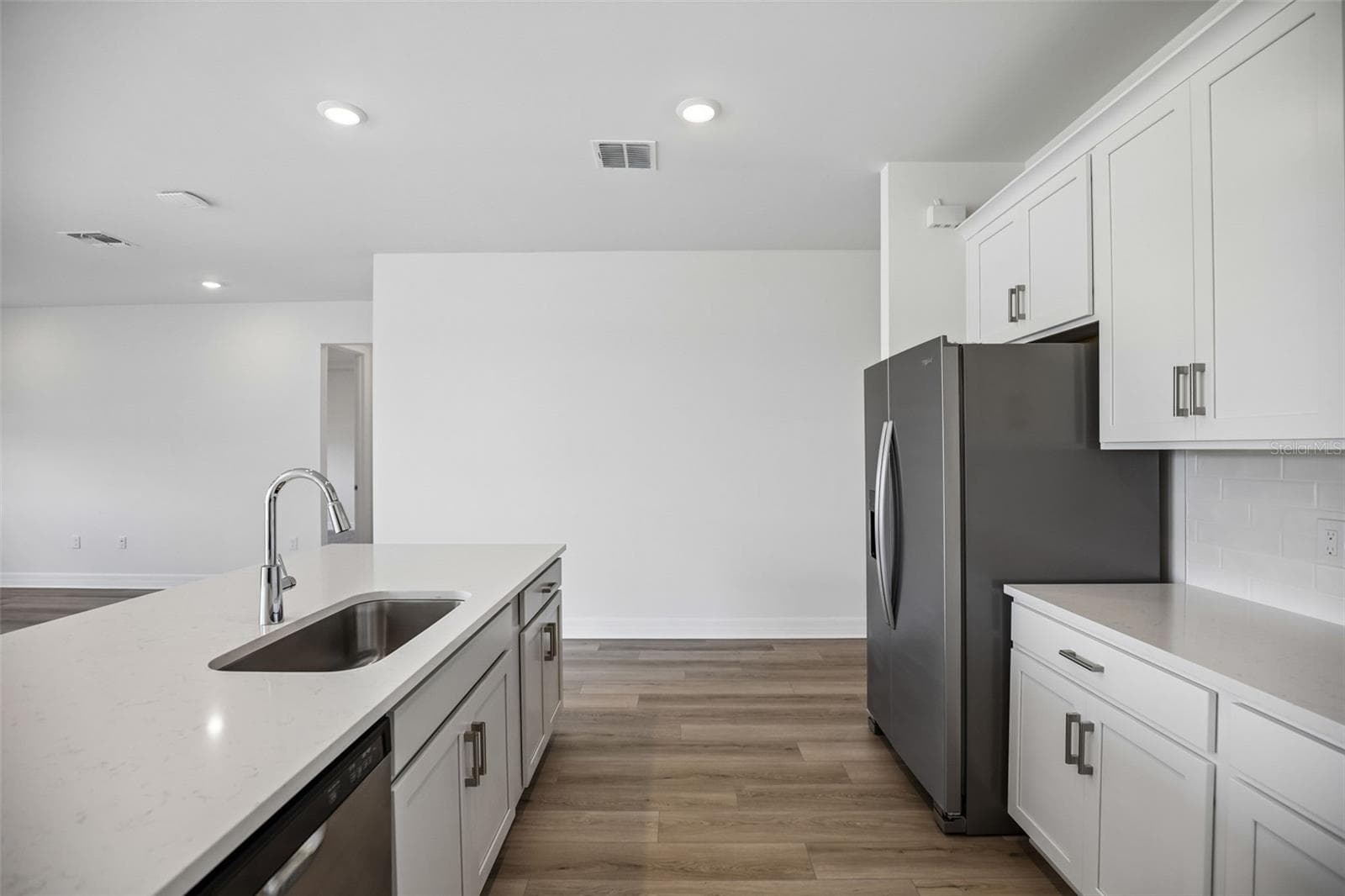 16507 SETTLERS WAY — photo 8 of 45