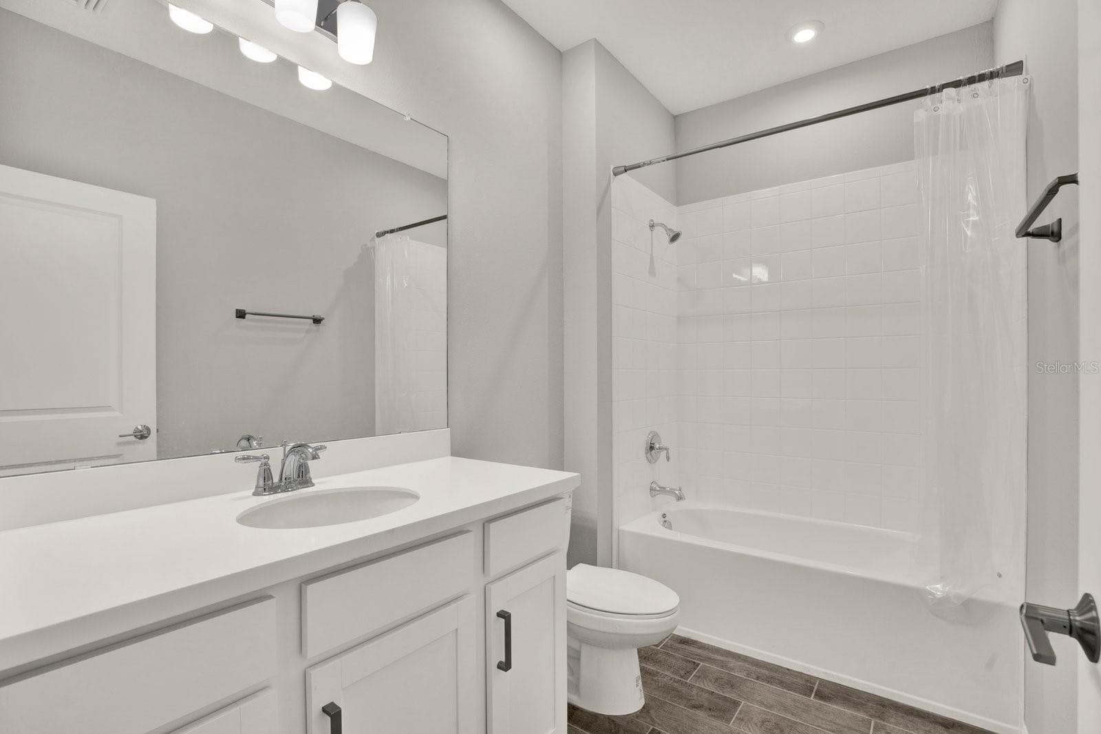 13729 RANGELAND BOULEVARD — photo 16 of 32