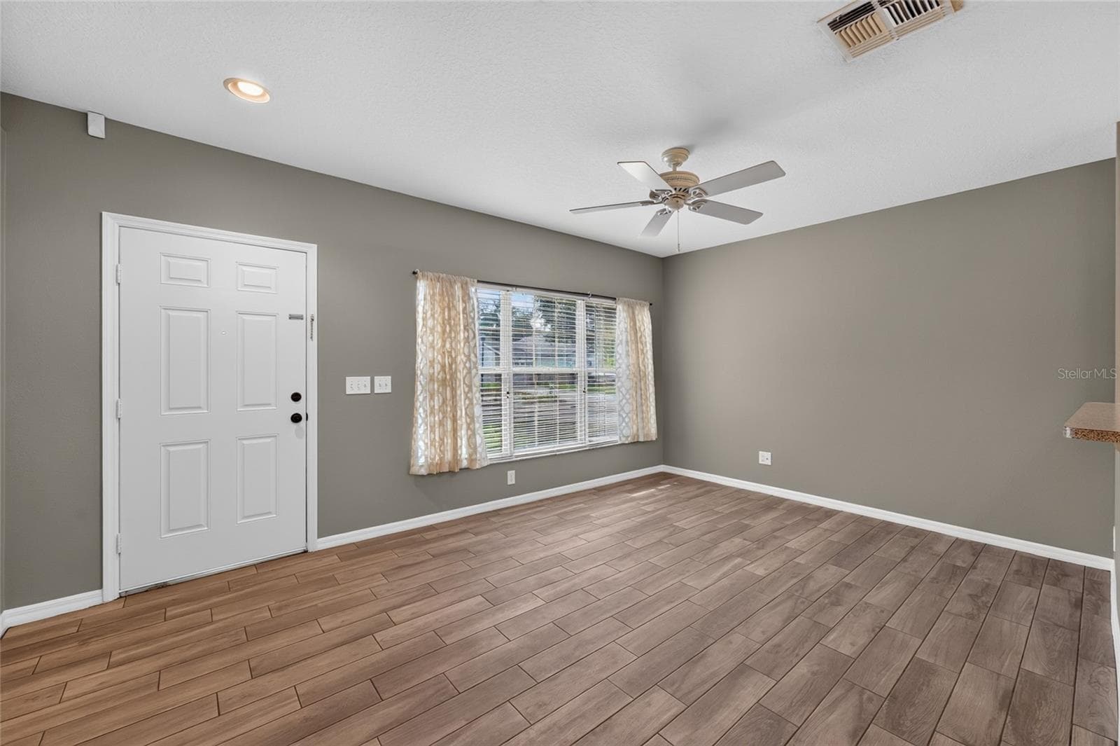 15032 DEER MEADOW DRIVE — photo 15 of 64