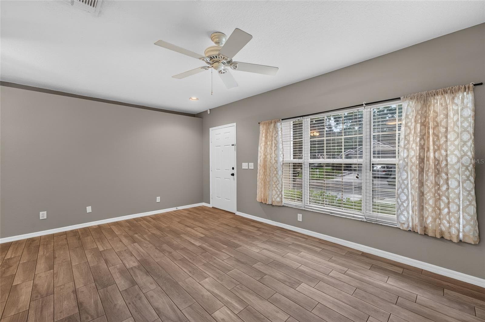 15032 DEER MEADOW DRIVE — photo 11 of 64