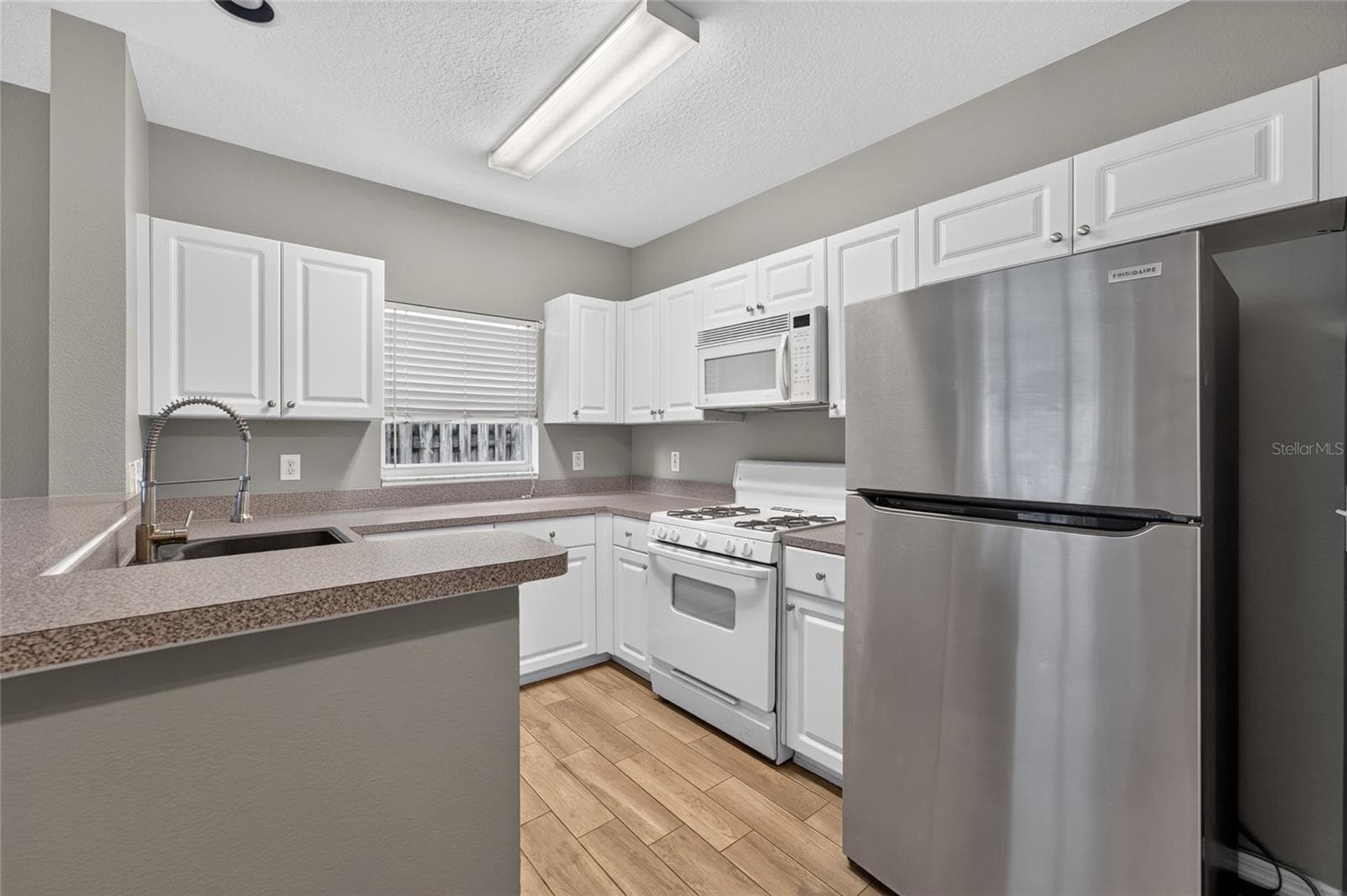15032 DEER MEADOW DRIVE — photo 6 of 64