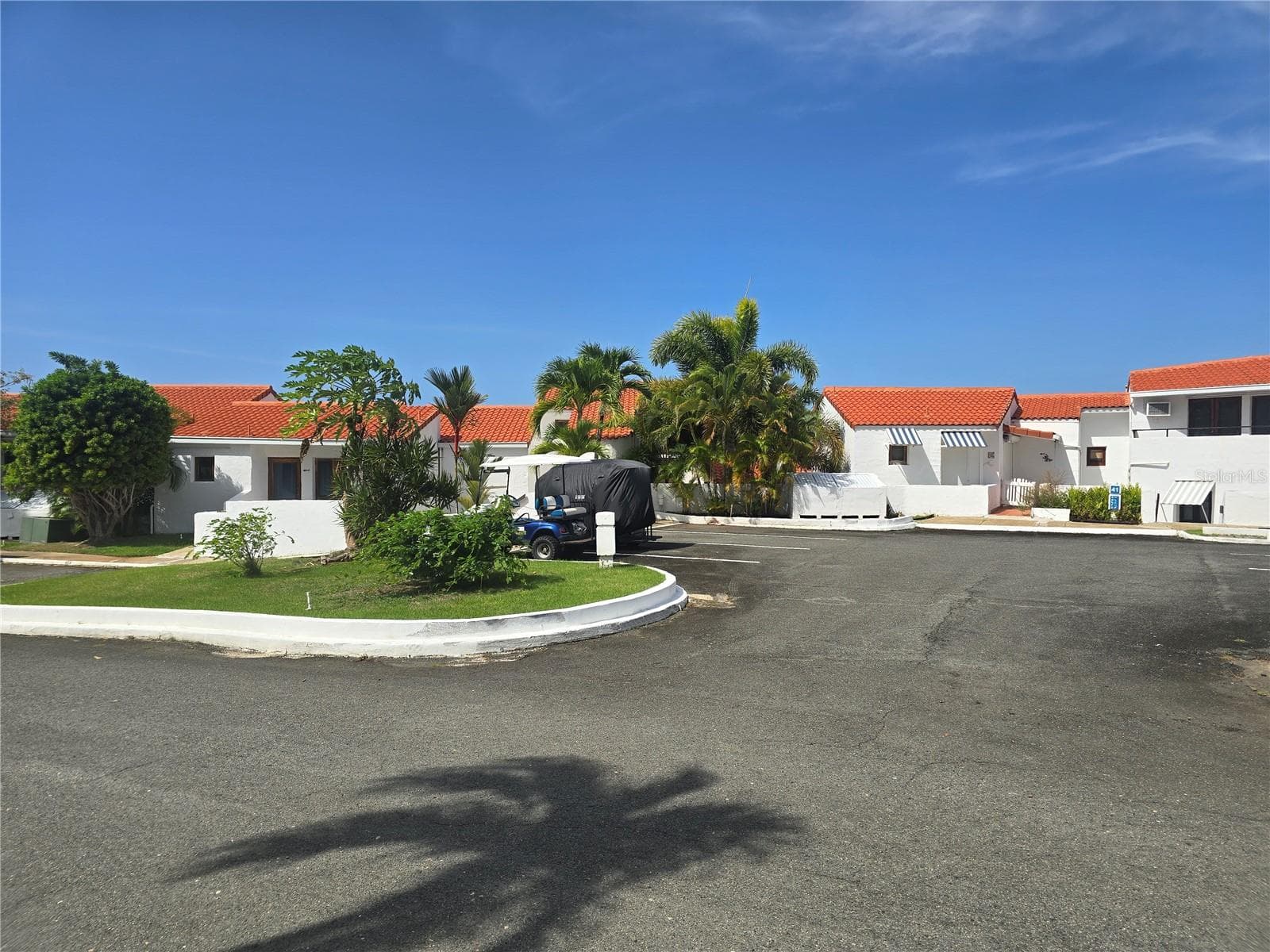 Cluster 2, 40-B CLUSTER 2, RIO MAR — photo 1 of 11