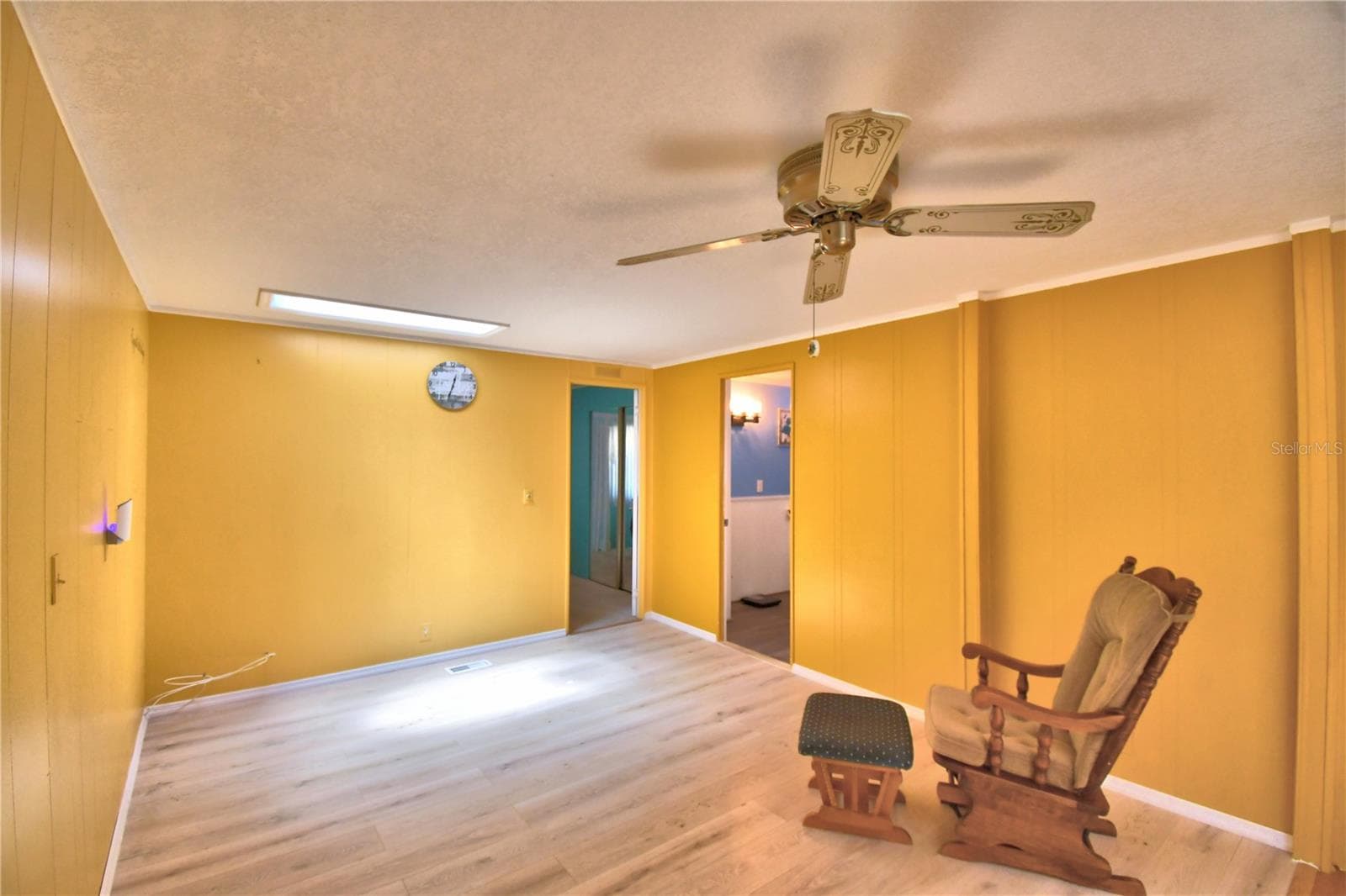 4146 SPRUCEWOOD STREET — photo 11 of 64