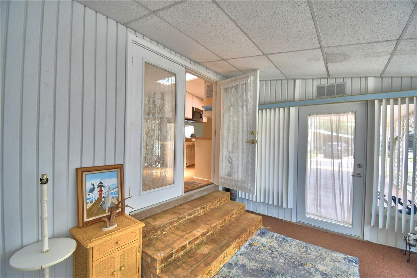 4146 SPRUCEWOOD STREET — photo 10 of 64