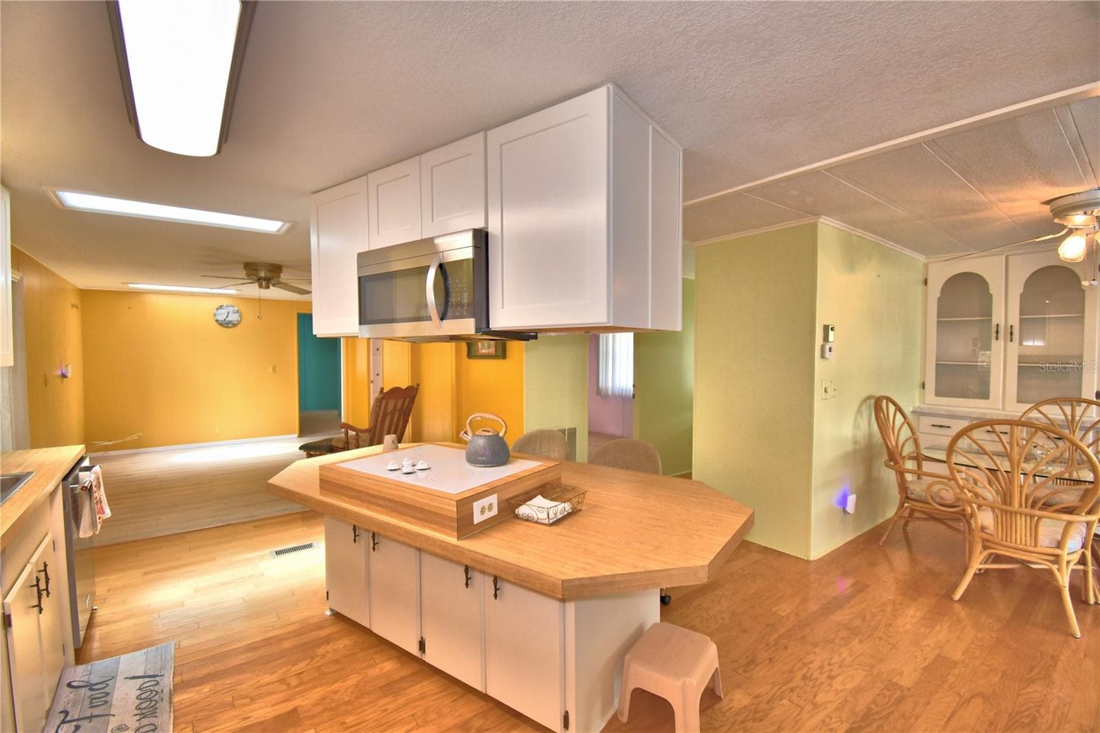 4146 SPRUCEWOOD STREET — photo 19 of 64