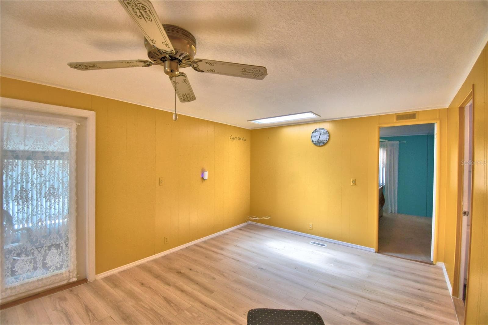 4146 SPRUCEWOOD STREET — photo 12 of 64