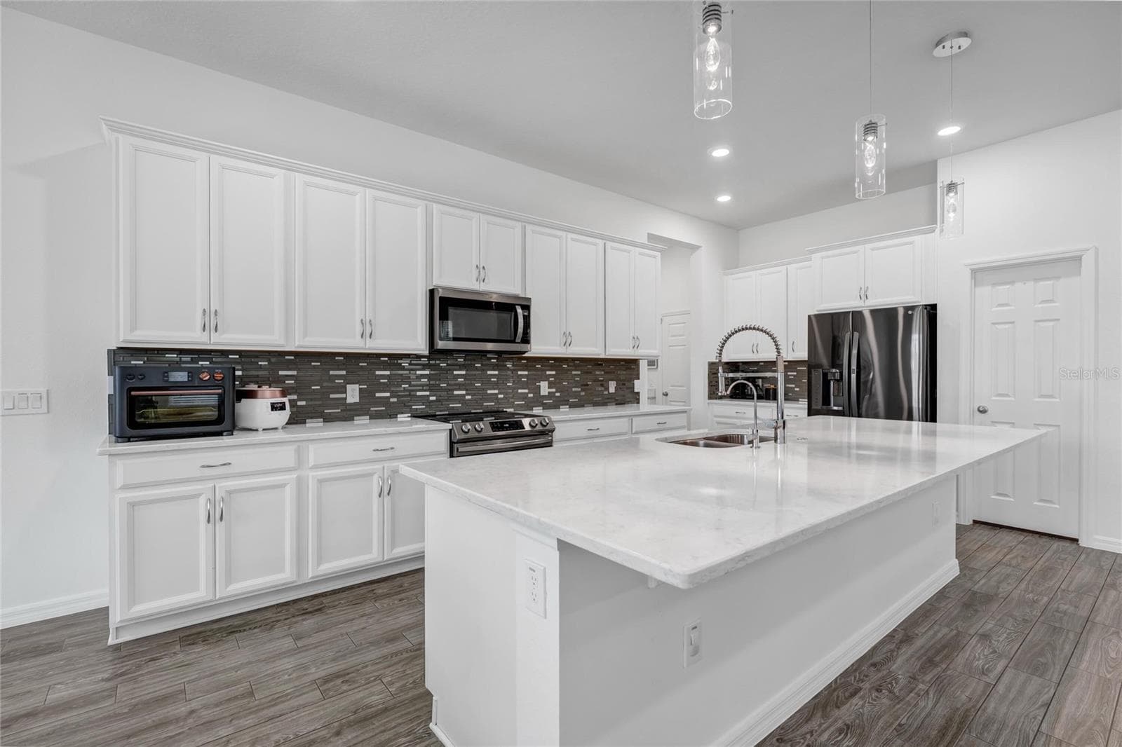 12929 WESTSIDE VILLAGE LOOP — photo 15 of 58