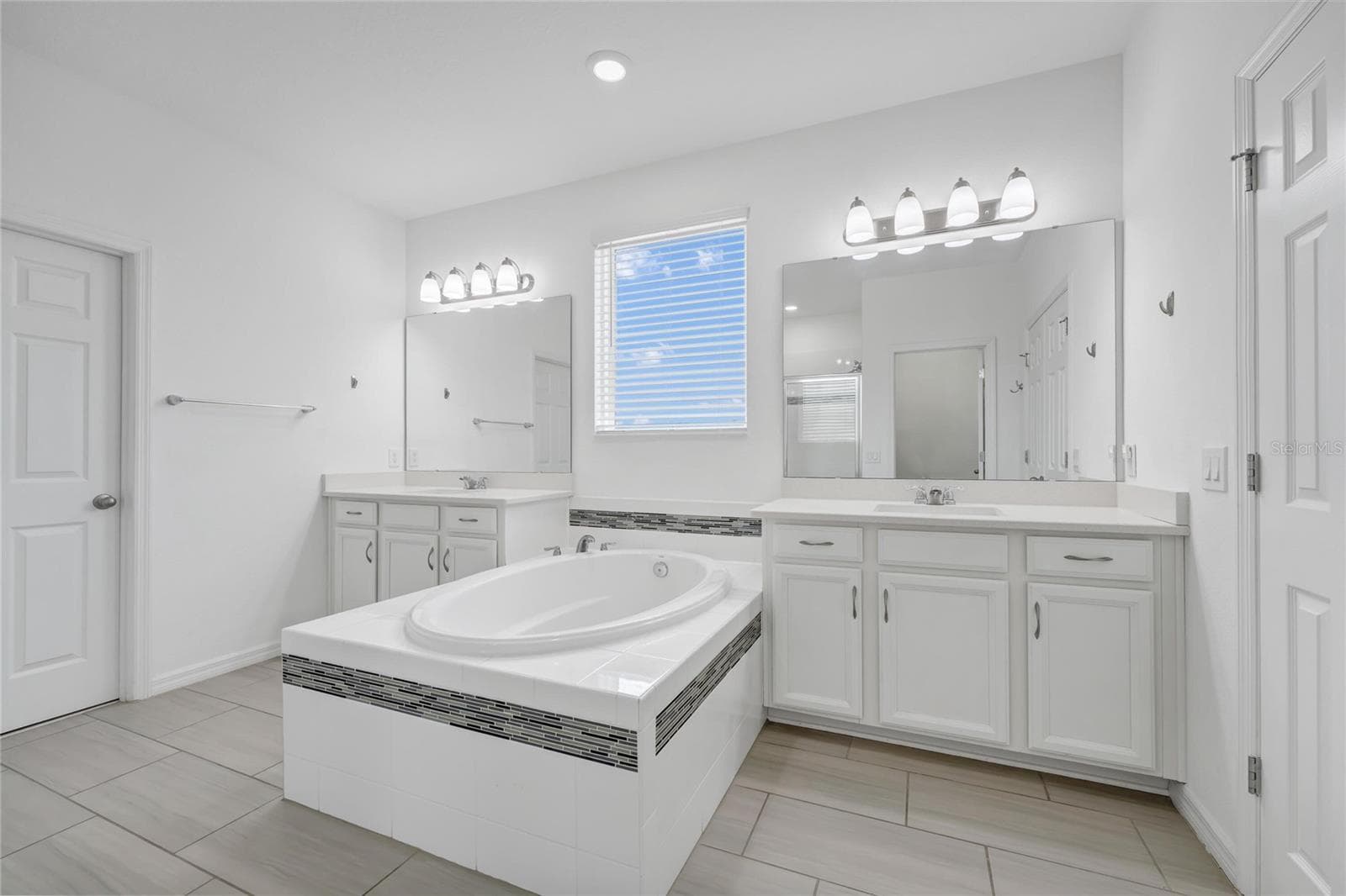 12929 WESTSIDE VILLAGE LOOP — photo 42 of 58