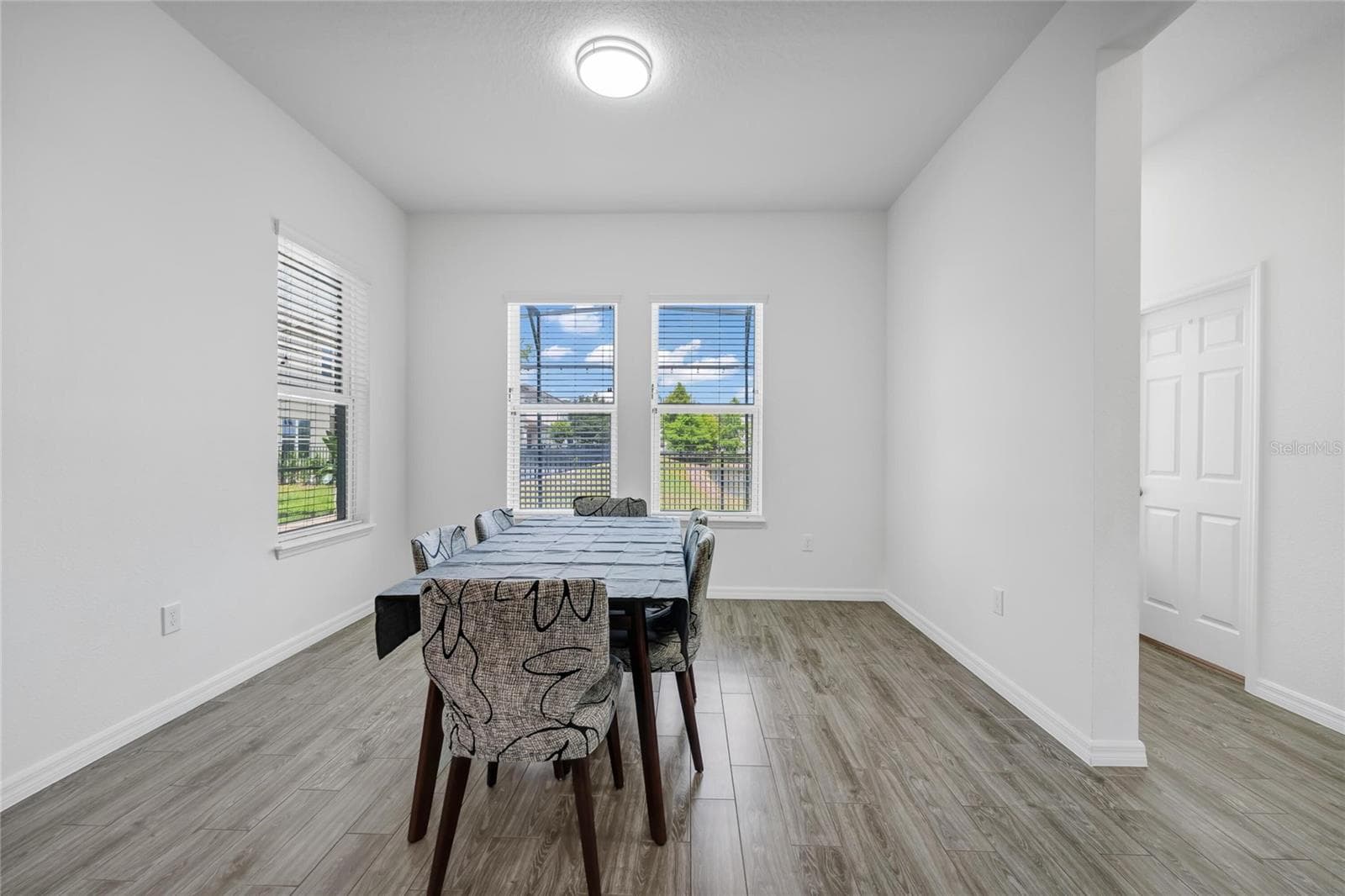 12929 WESTSIDE VILLAGE LOOP — photo 18 of 58
