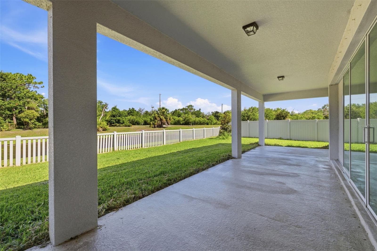 12071 ORCHID ASH STREET — photo 31 of 38