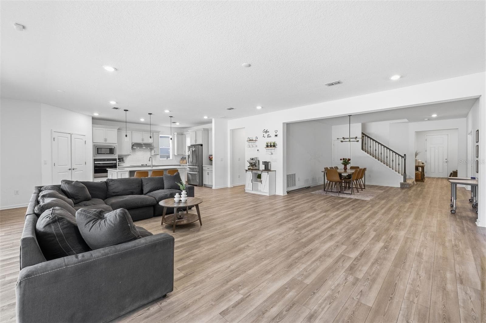 12071 ORCHID ASH STREET — photo 7 of 38