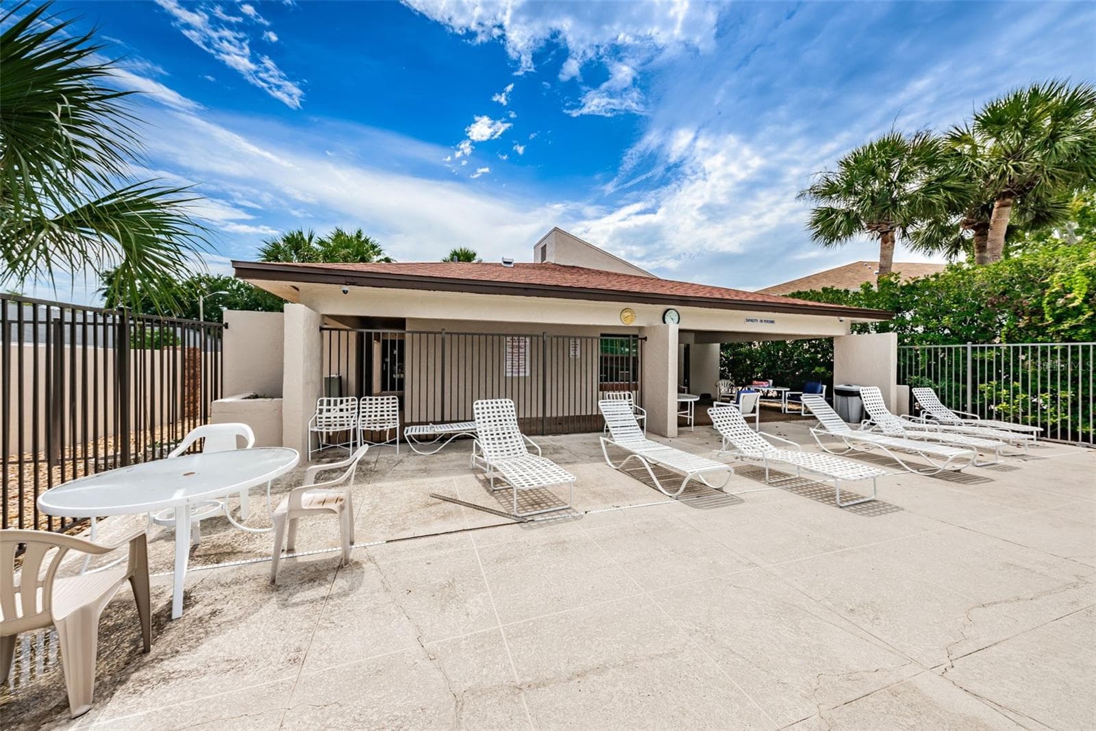 2971 ESTANCIA BOULEVARD — photo 30 of 31