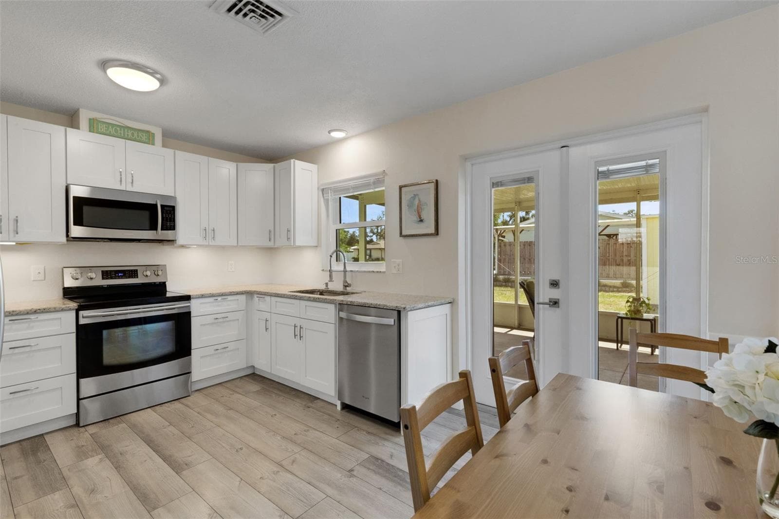 5231 POMPANO ROAD — photo 3 of 31