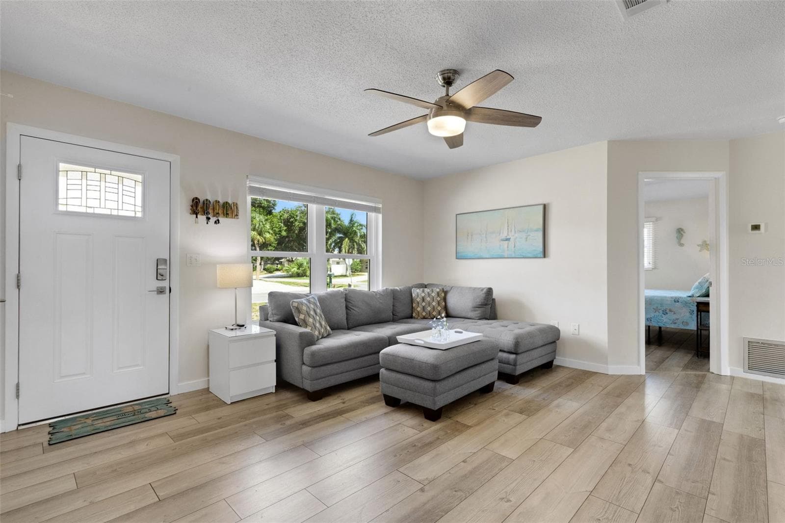 5231 POMPANO ROAD — photo 12 of 31