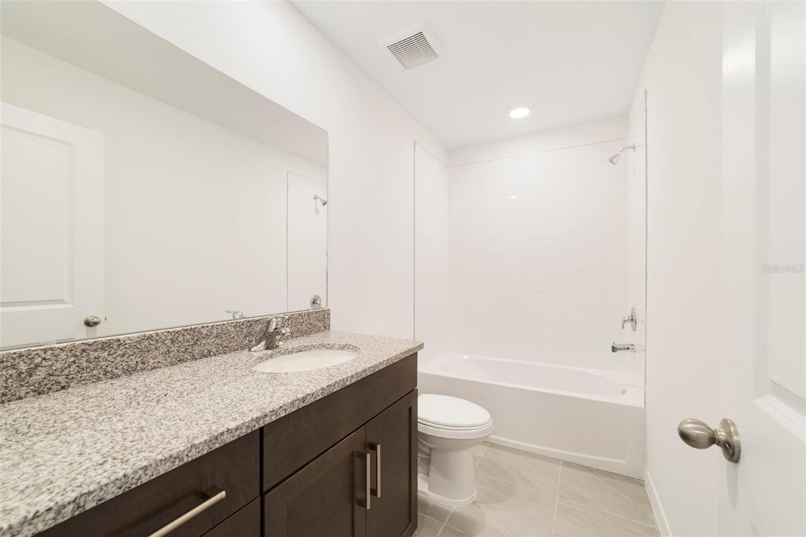 1657 GREENLEAF WOODS COVE — photo 17 of 26