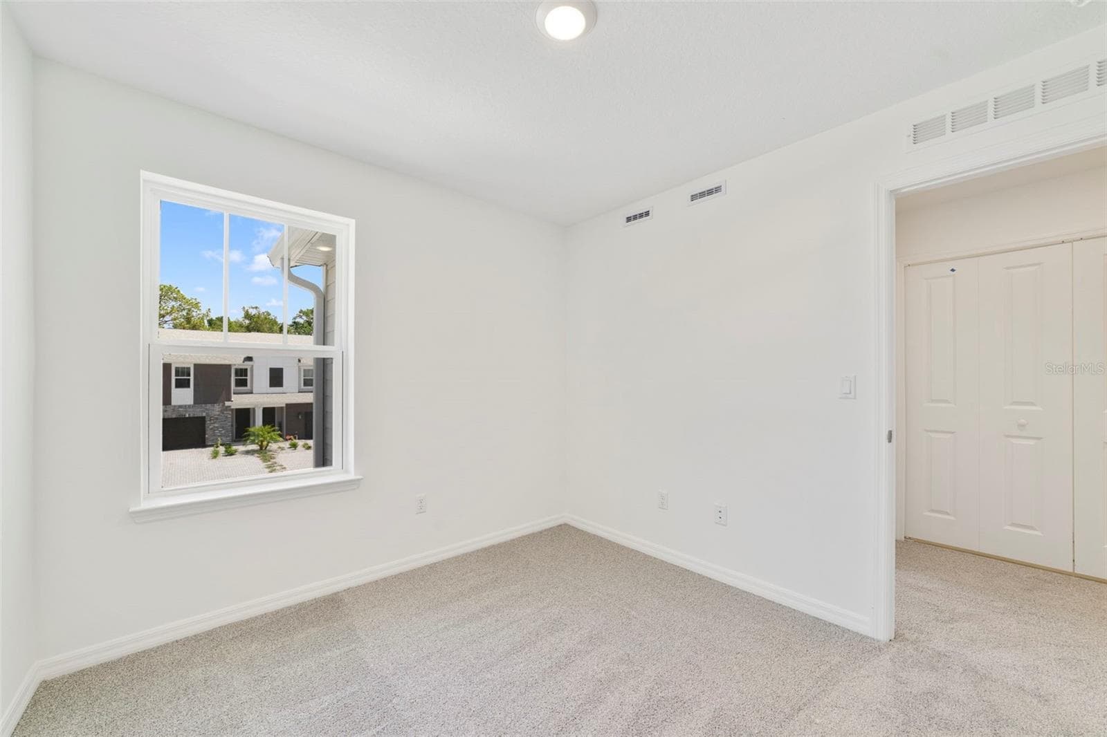 1657 GREENLEAF WOODS COVE — photo 14 of 26