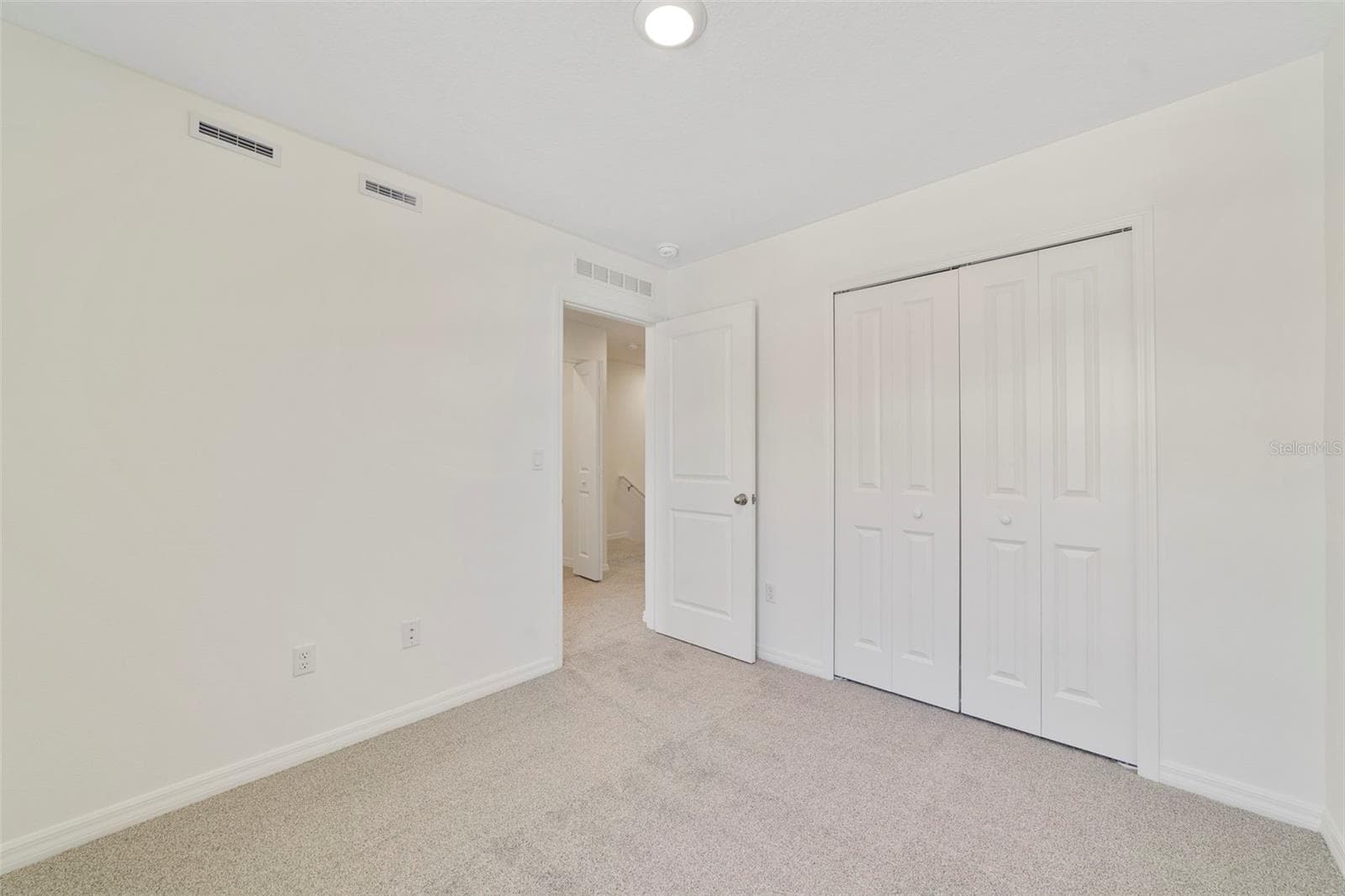1657 GREENLEAF WOODS COVE — photo 13 of 26