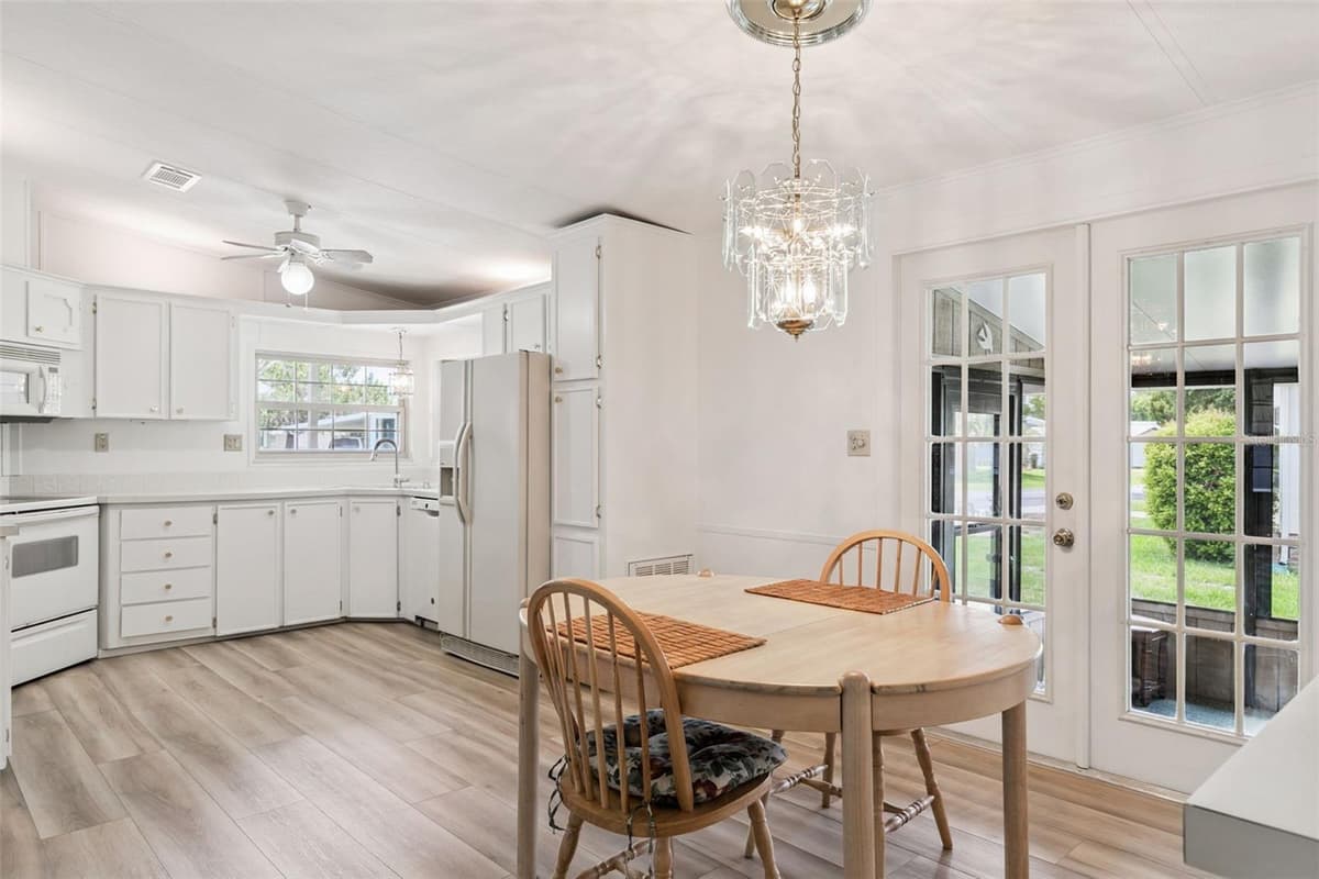 938 BLUE HERON BOULEVARD — photo 8 of 31