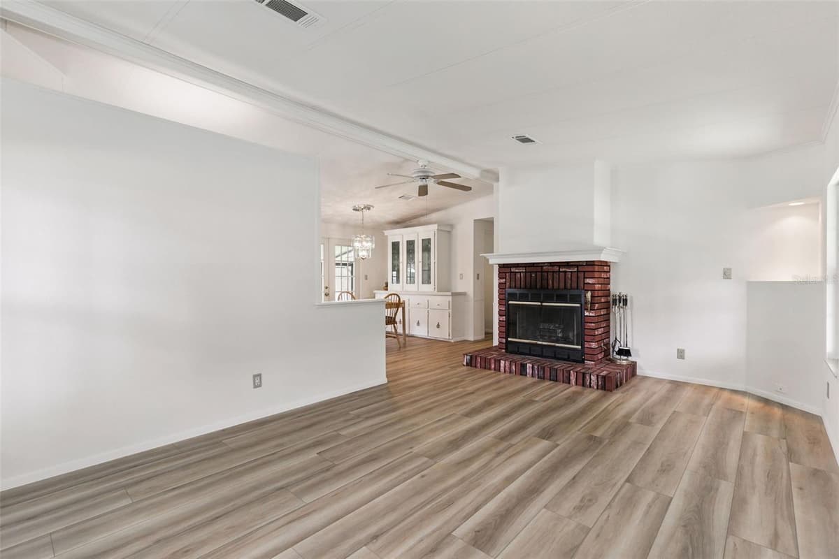938 BLUE HERON BOULEVARD — photo 6 of 31