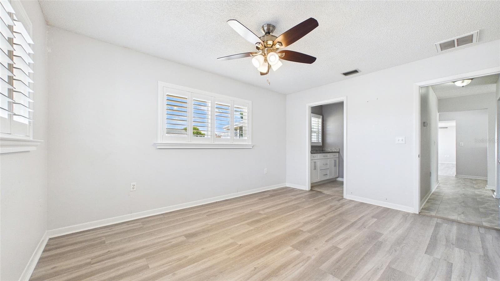 615 ALLEGHENY DRIVE — photo 10 of 52