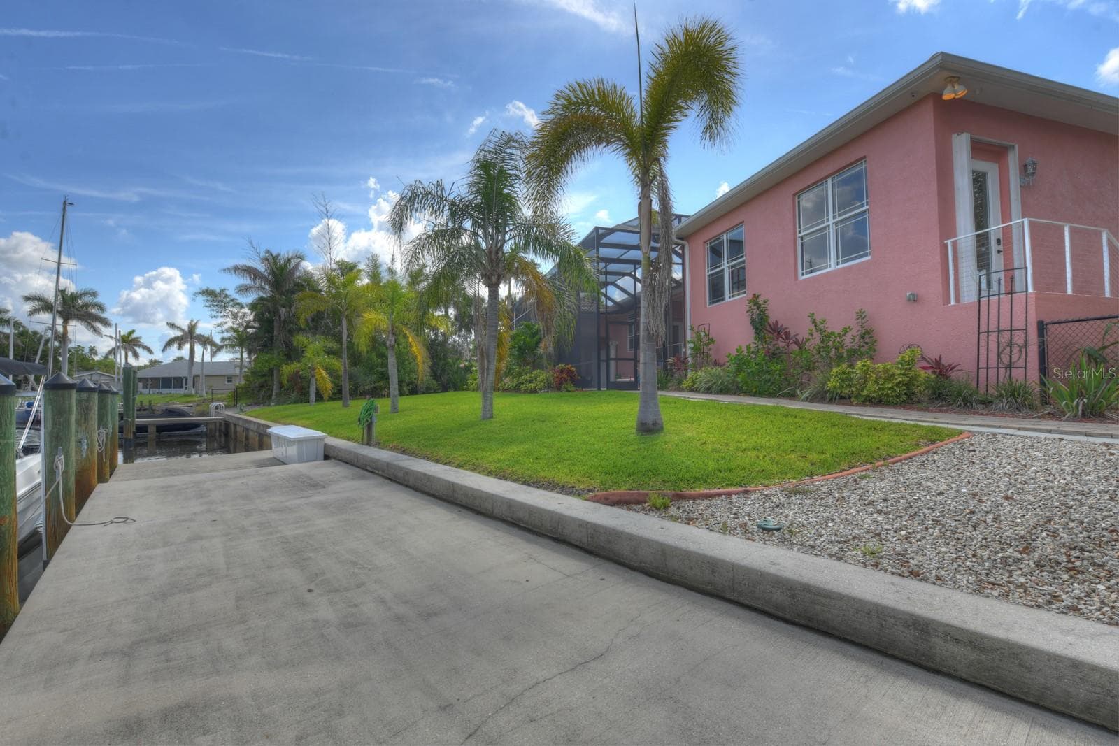 4409 CREWS COURT — photo 4 of 62