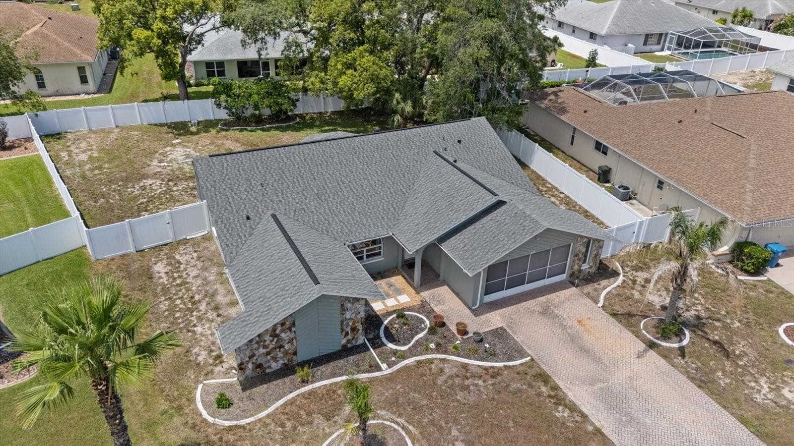 8166 WINDING OAK LANE — photo 2 of 53