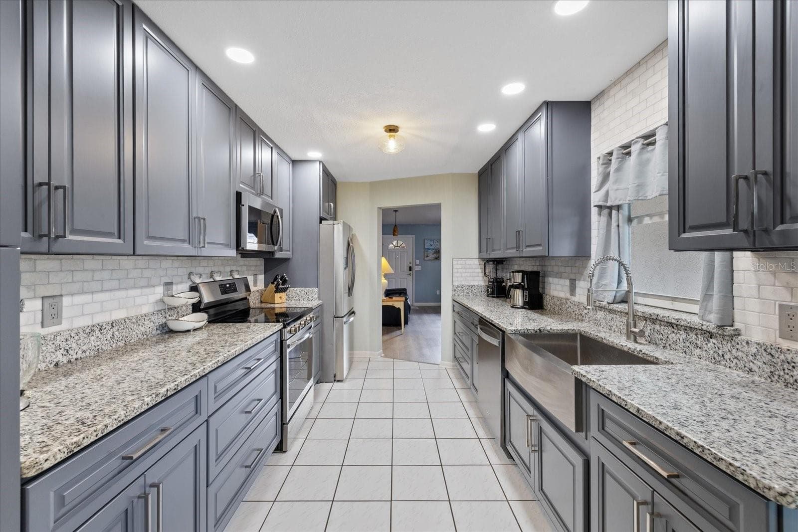 8166 WINDING OAK LANE — photo 15 of 53