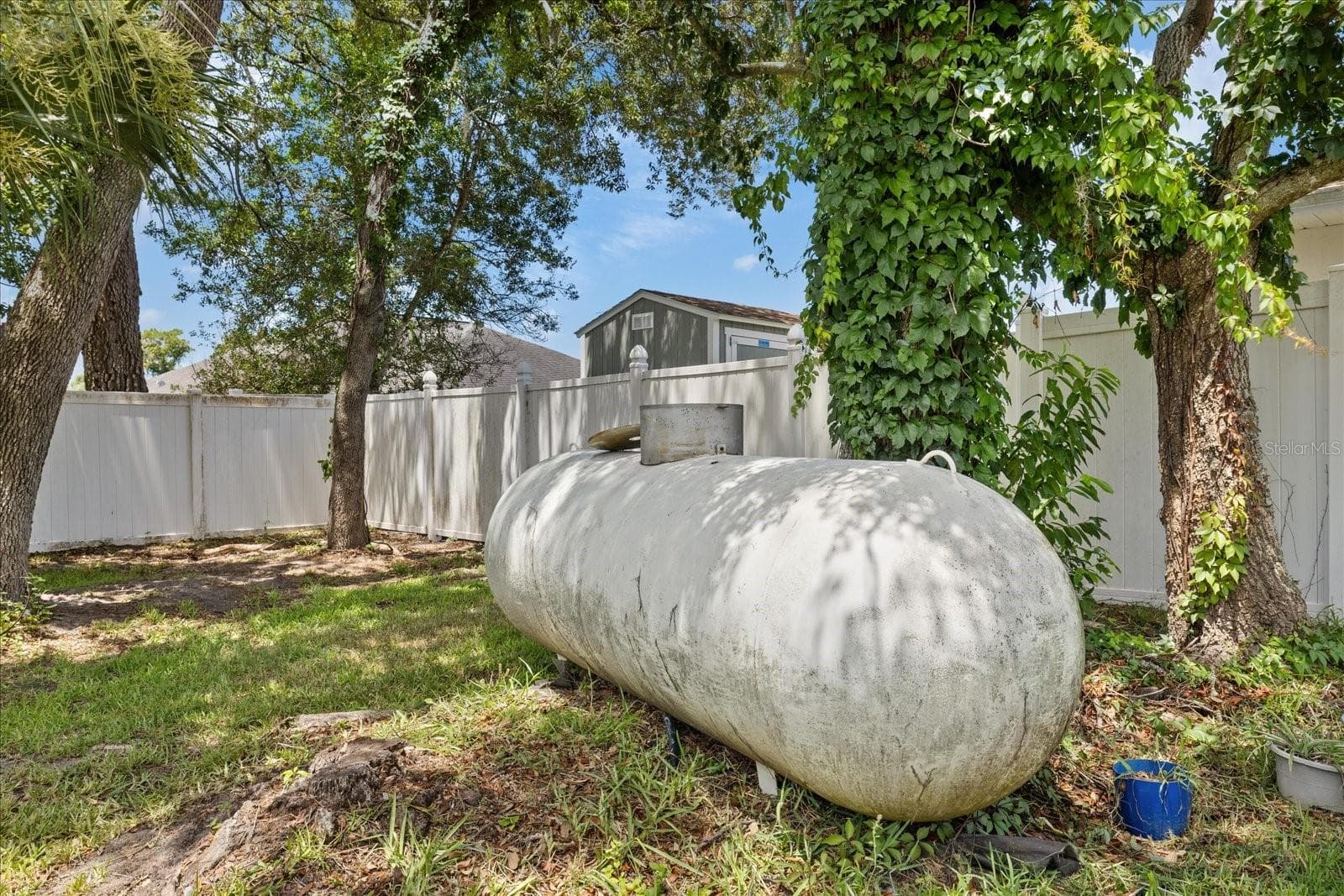 8166 WINDING OAK LANE — photo 41 of 53