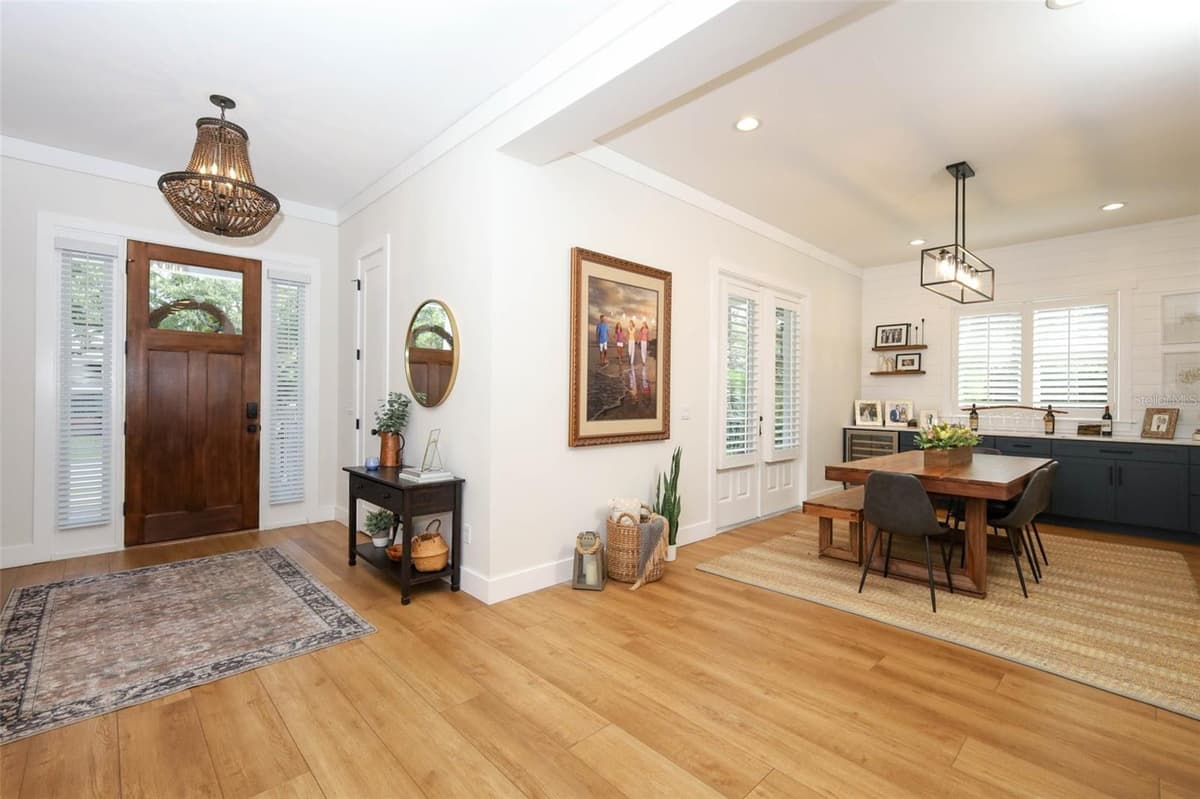 20 CREST AVENUE — photo 9 of 74
