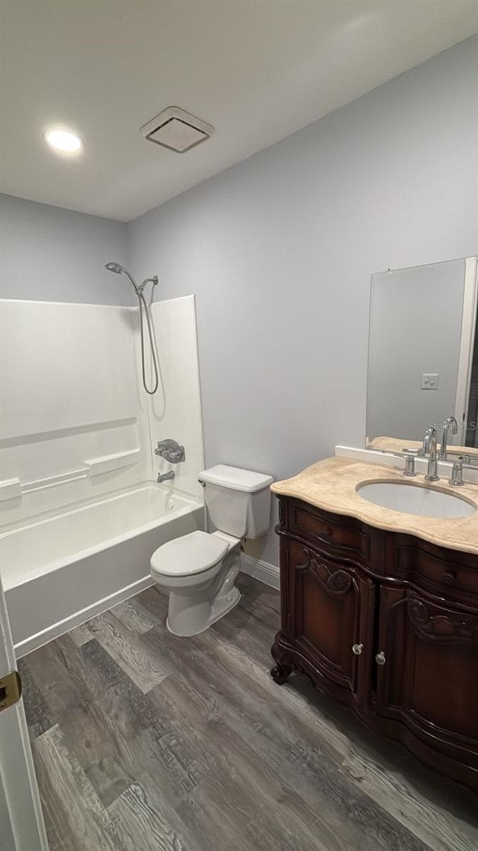7298 ULMERTON ROAD — photo 16 of 22