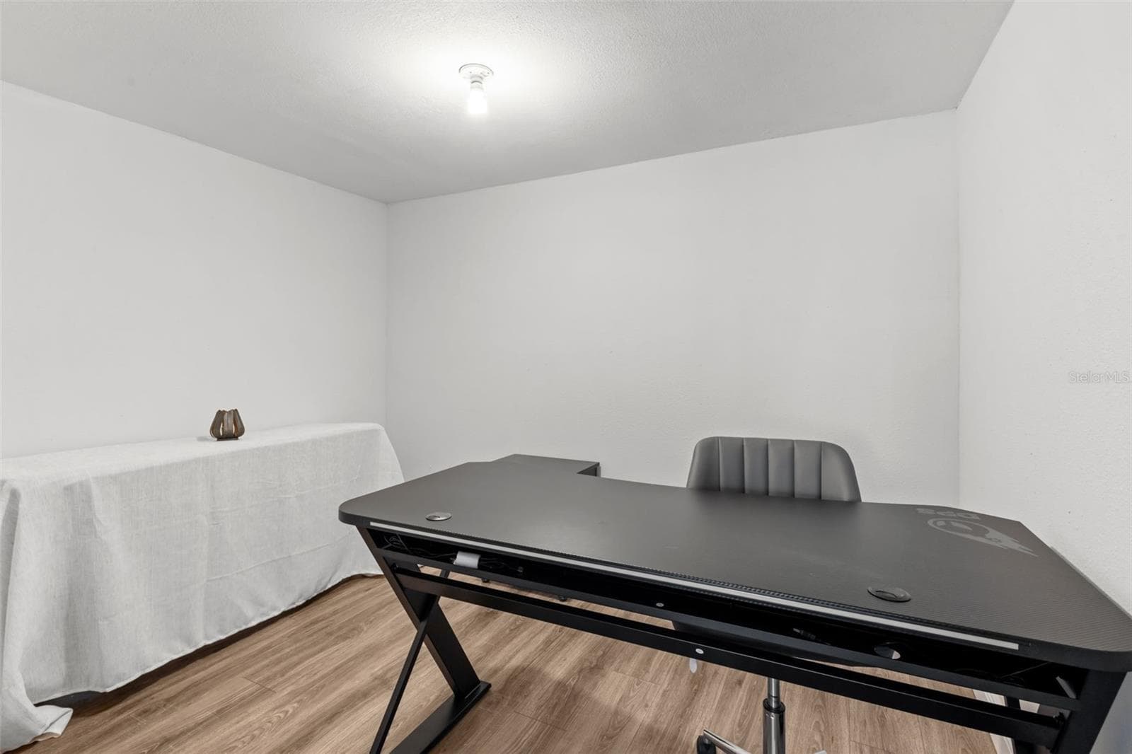 14823 CARAVAN AVENUE — photo 39 of 55