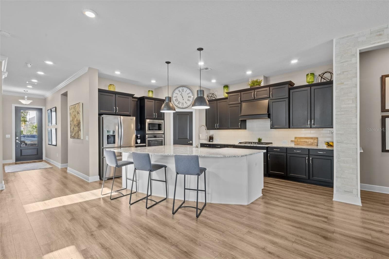 14823 CARAVAN AVENUE — photo 3 of 55