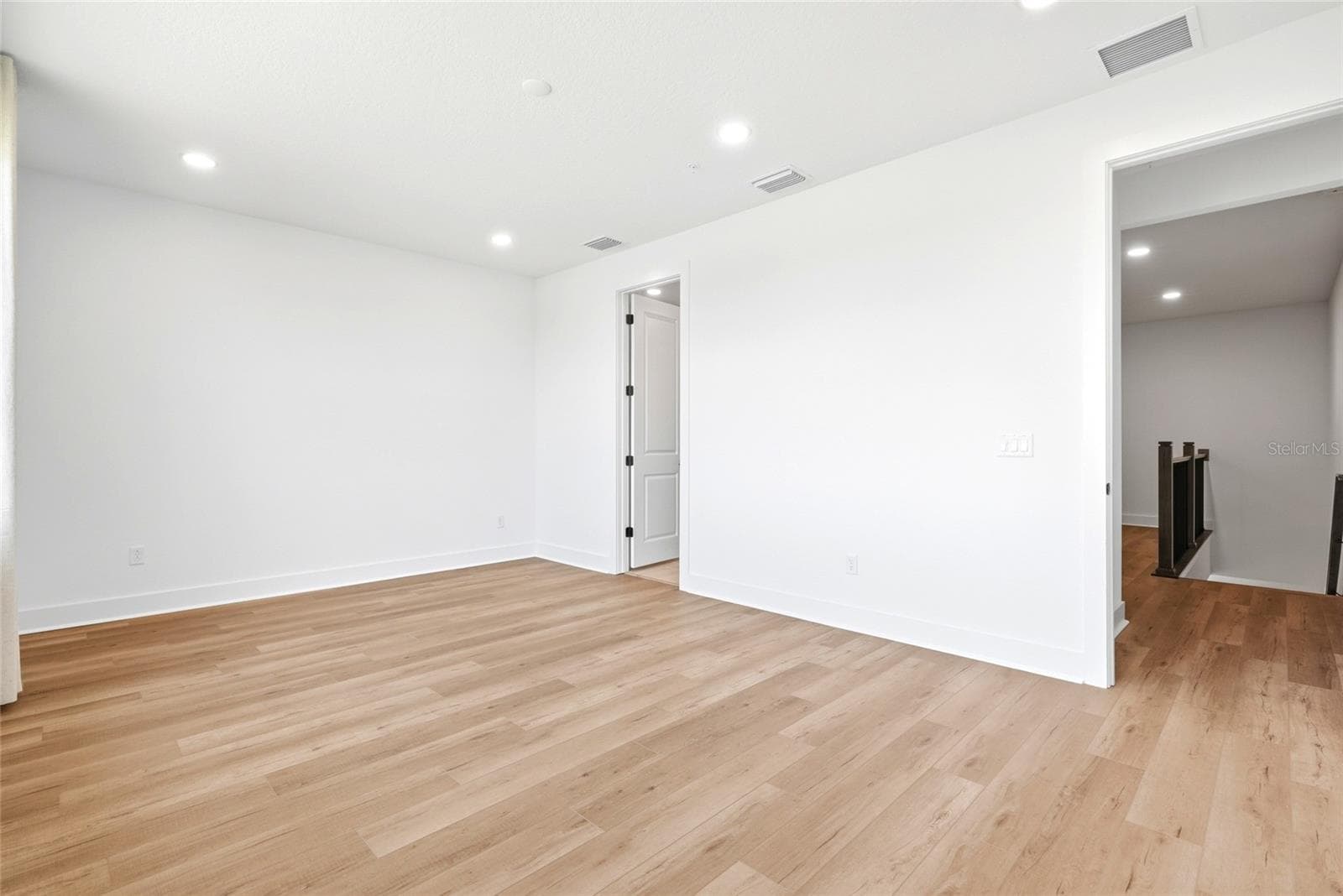 9936 KEY HAVEN ROAD — photo 16 of 54