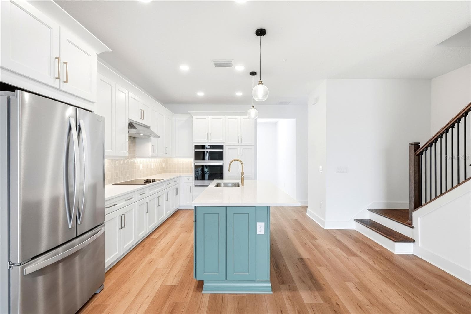 9936 KEY HAVEN ROAD — photo 9 of 54