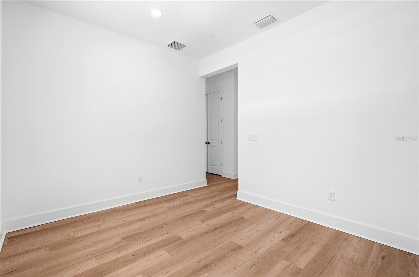 9936 KEY HAVEN ROAD — photo 24 of 54