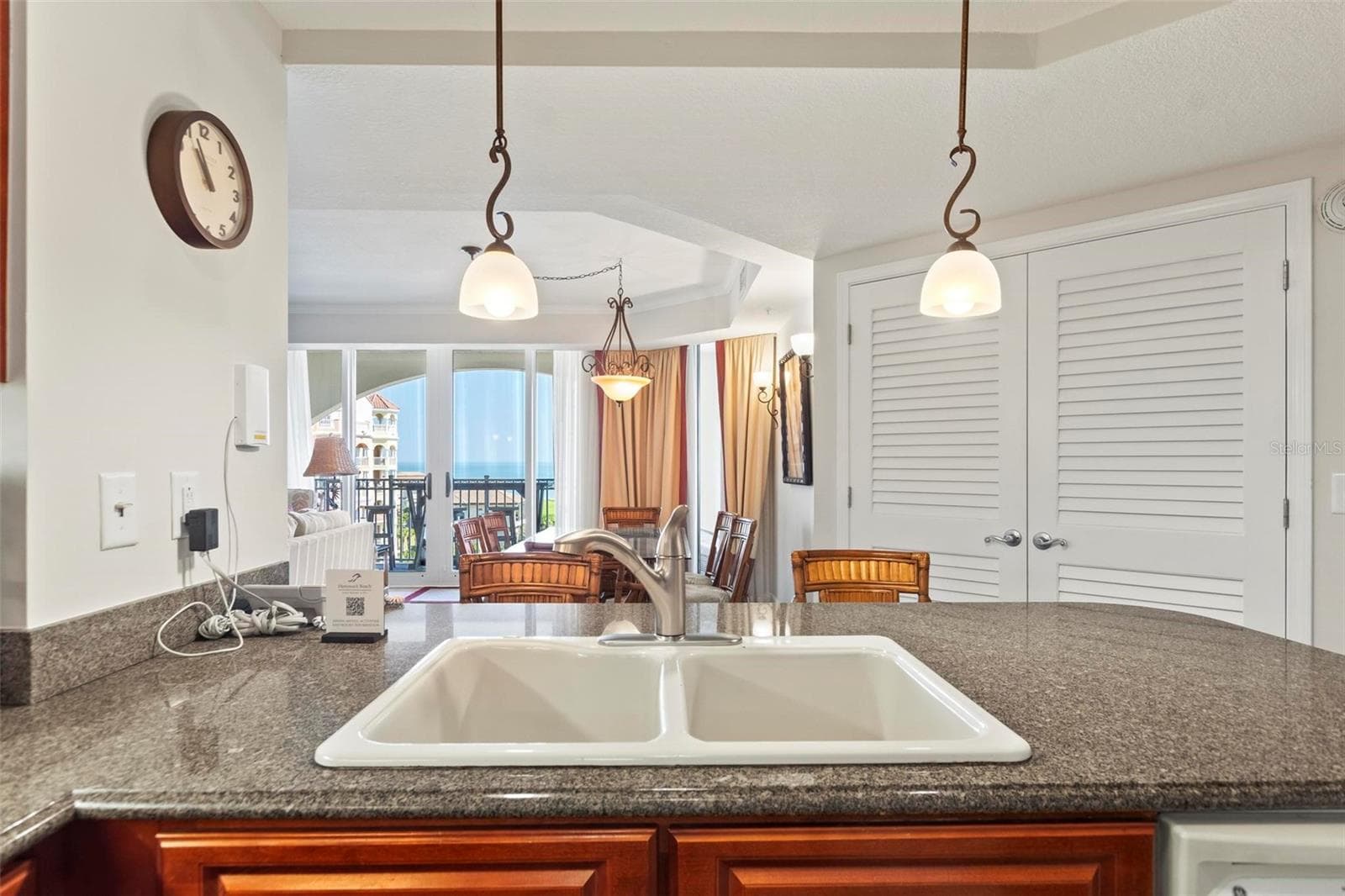 200 OCEAN CREST DRIVE — photo 17 of 68