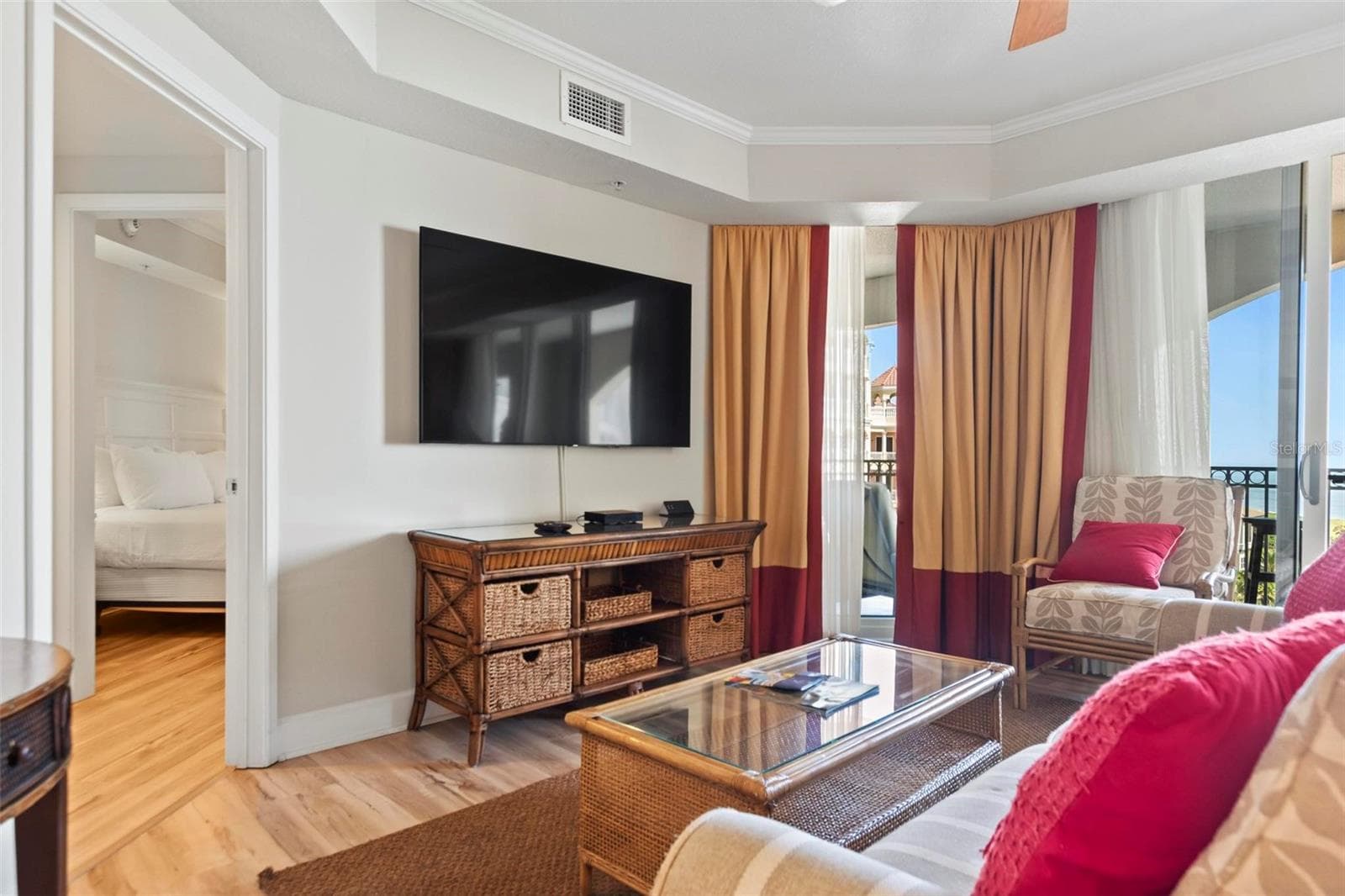 200 OCEAN CREST DRIVE — photo 6 of 68
