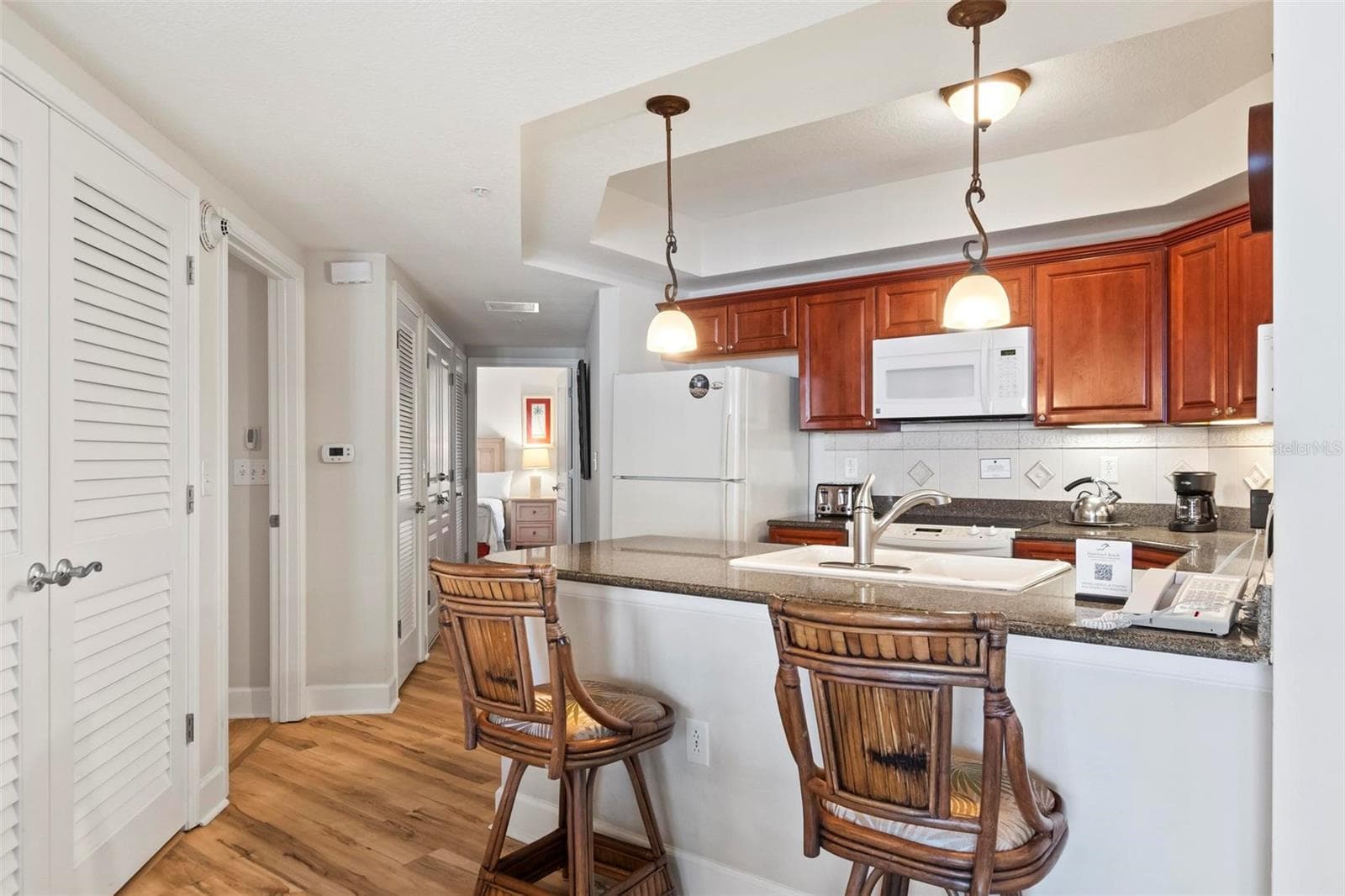 200 OCEAN CREST DRIVE — photo 13 of 68