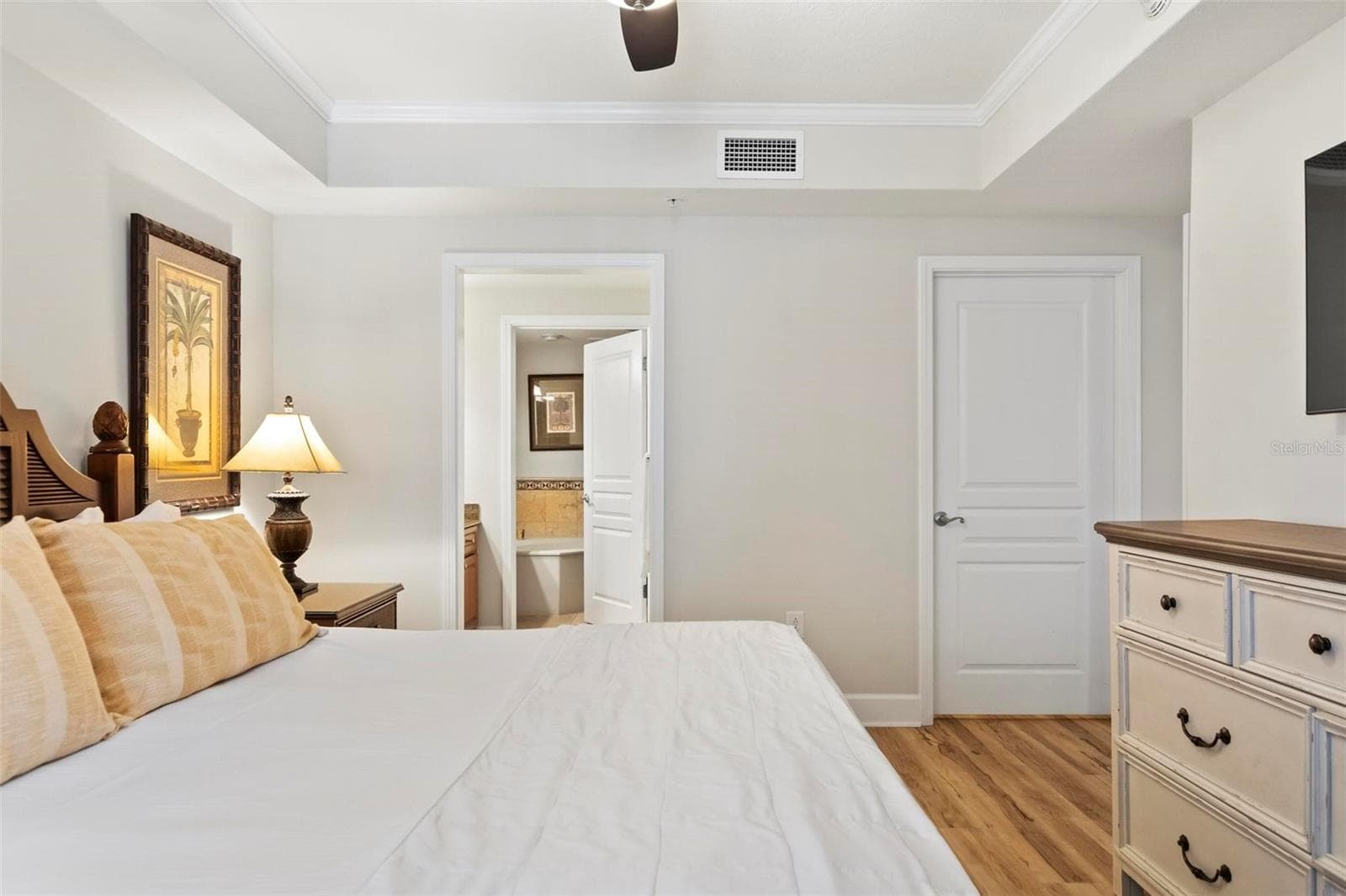 200 OCEAN CREST DRIVE — photo 47 of 68