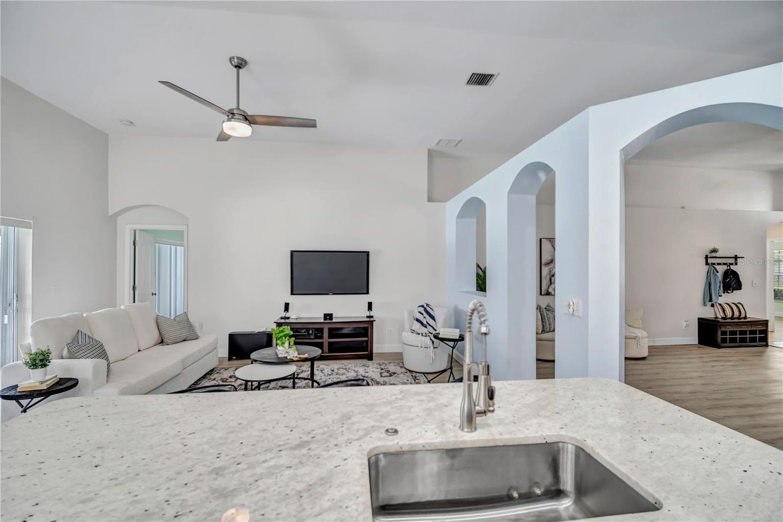 809 ADDISON DRIVE — photo 13 of 51