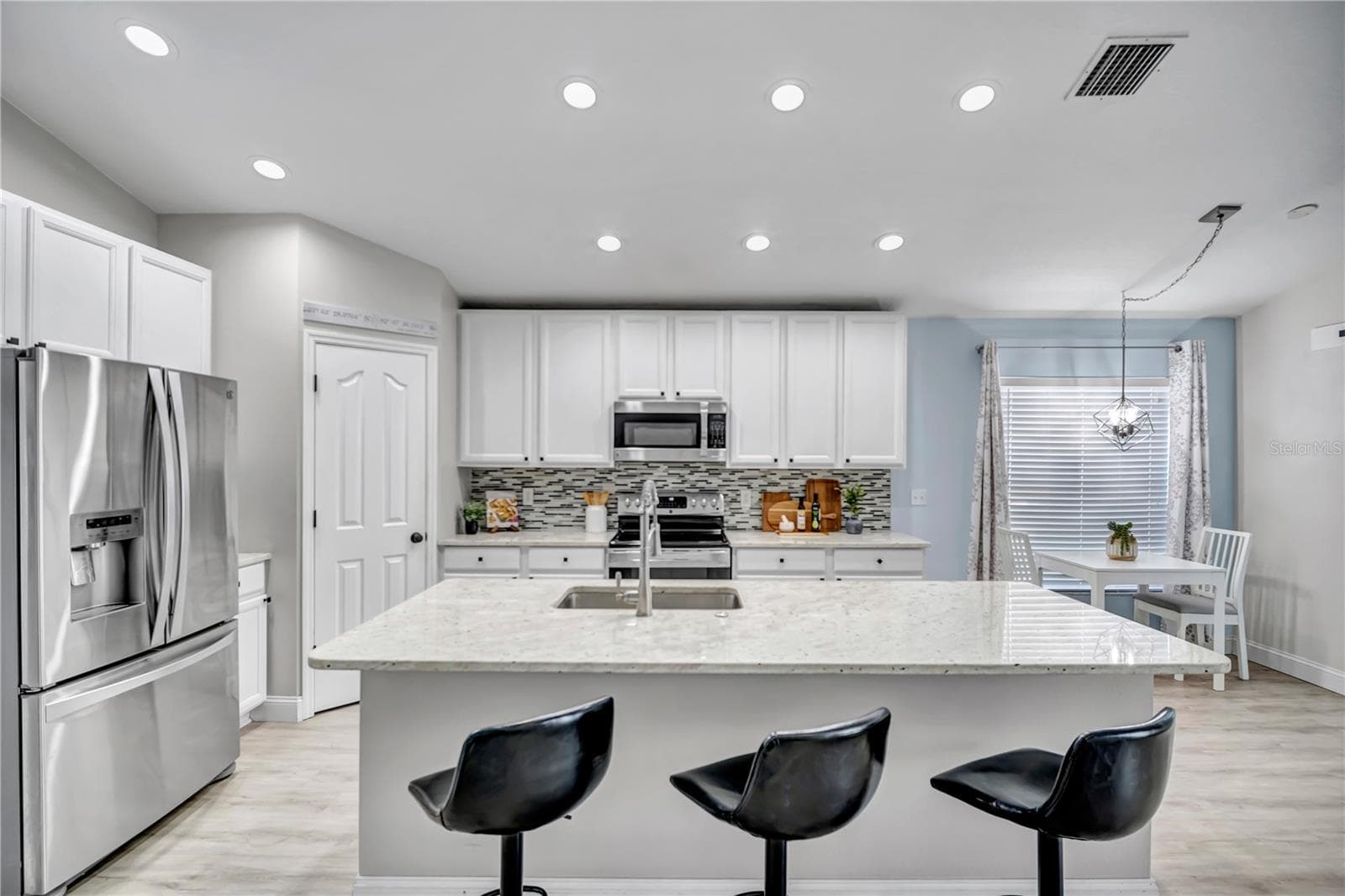 809 ADDISON DRIVE — photo 12 of 51