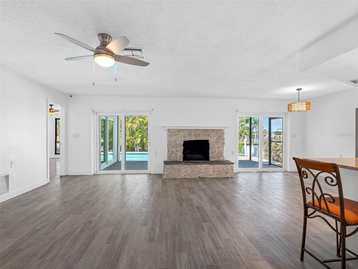562 JOHNS PASS AVENUE — photo 67 of 89