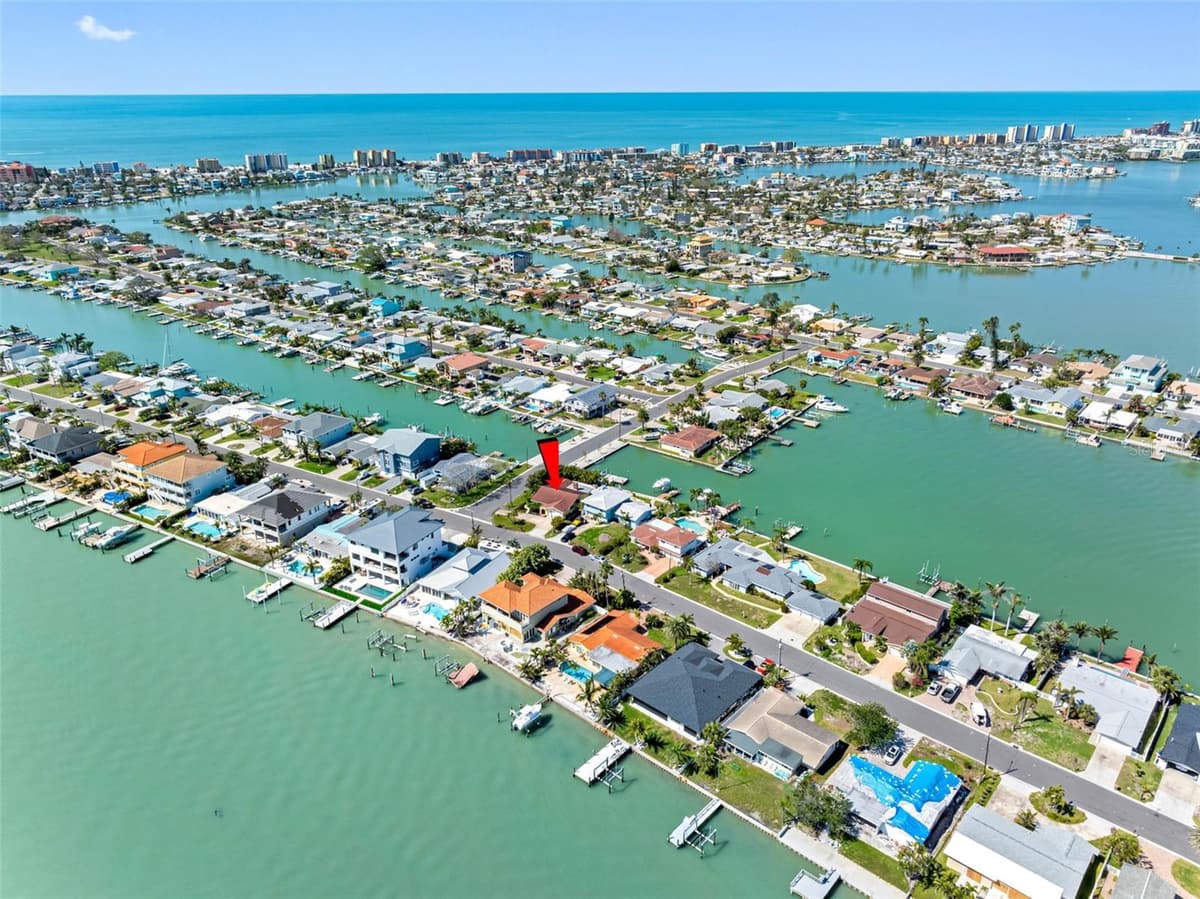 562 JOHNS PASS AVENUE — photo 76 of 89